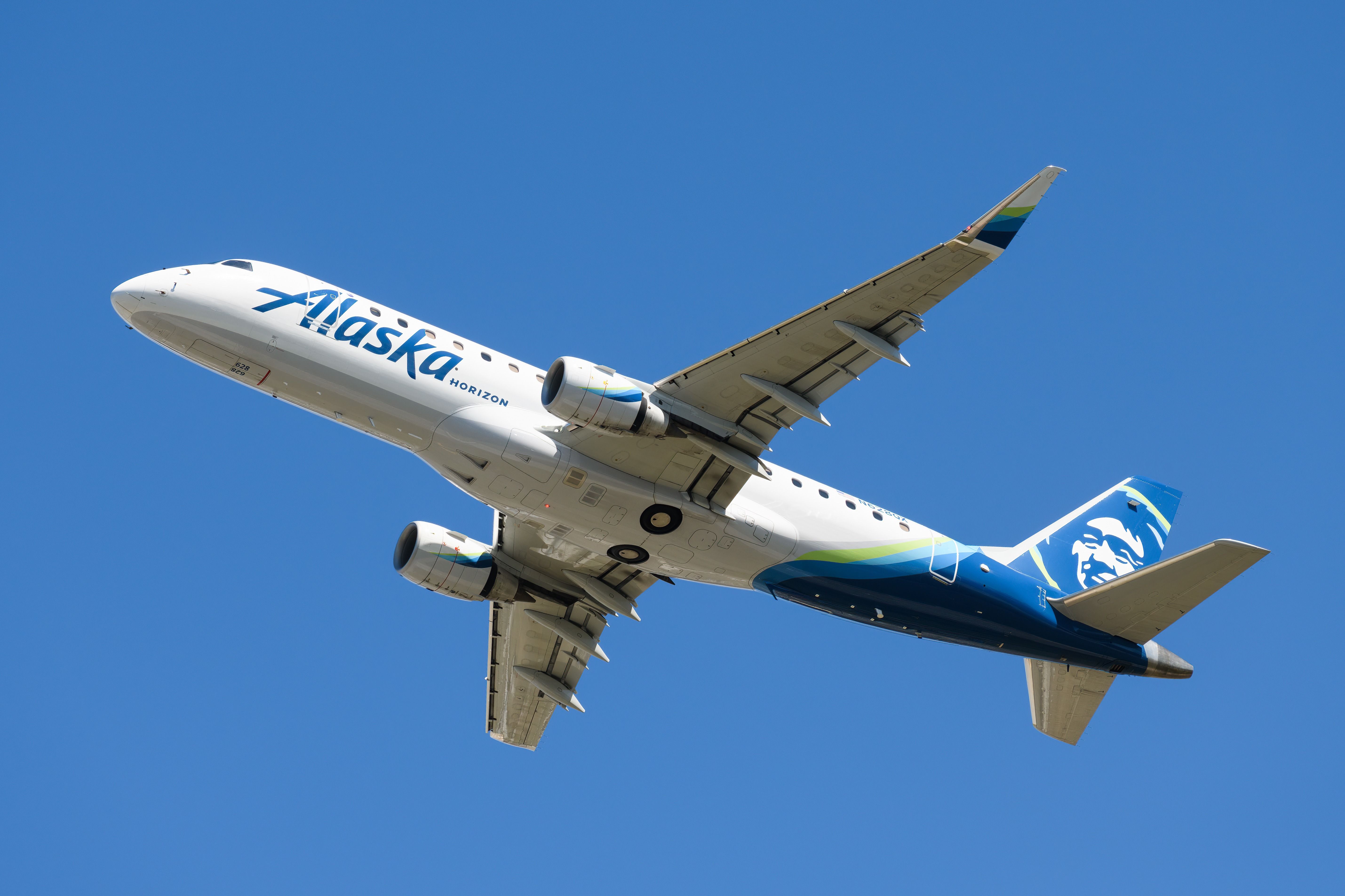 Alaska Airlines Embraer E175
