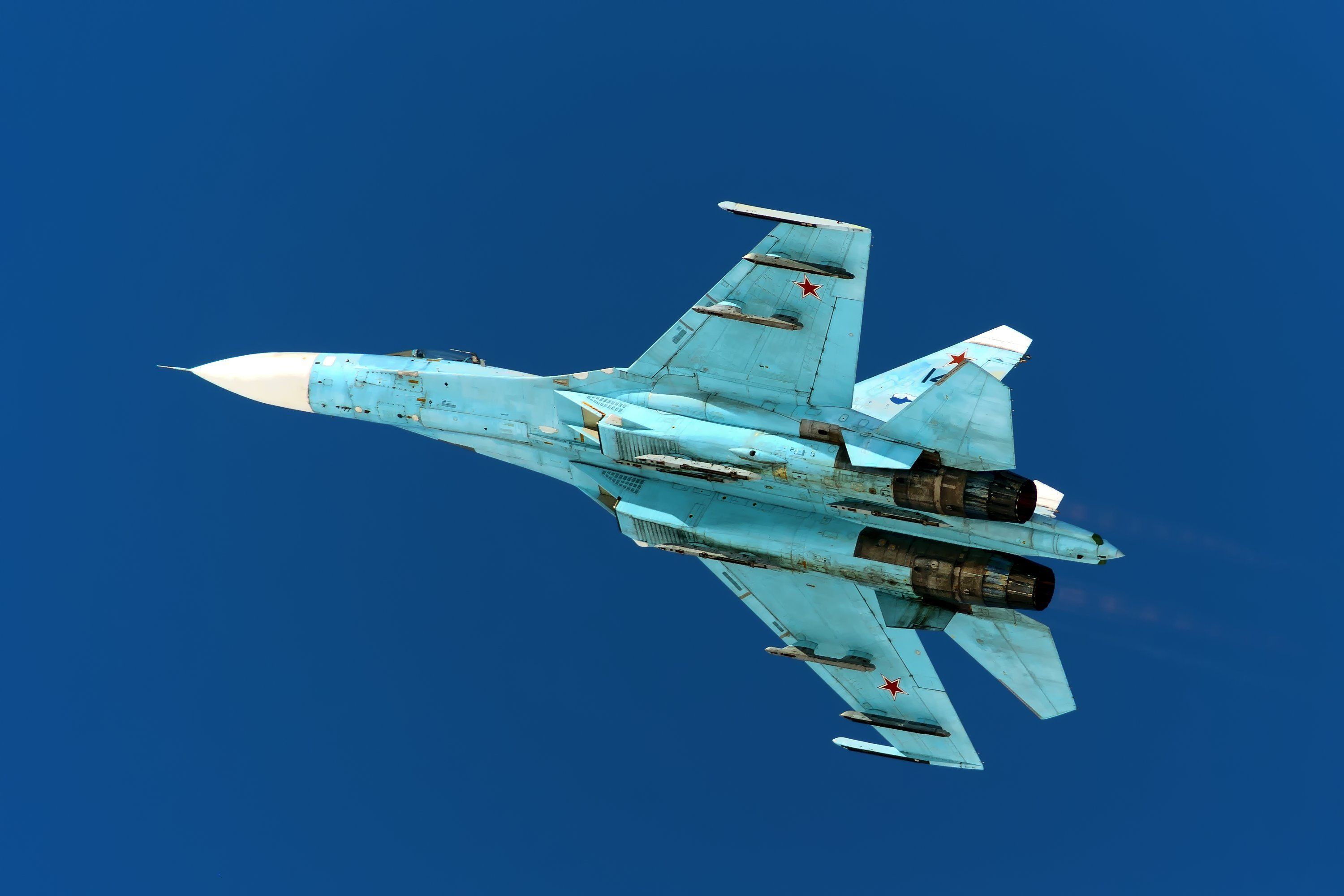shutterstock_419160238 - MOSCOW REGION, RUSSIA - MARCH 20, 2010: Russian Air Force Sukhoi Su-27 