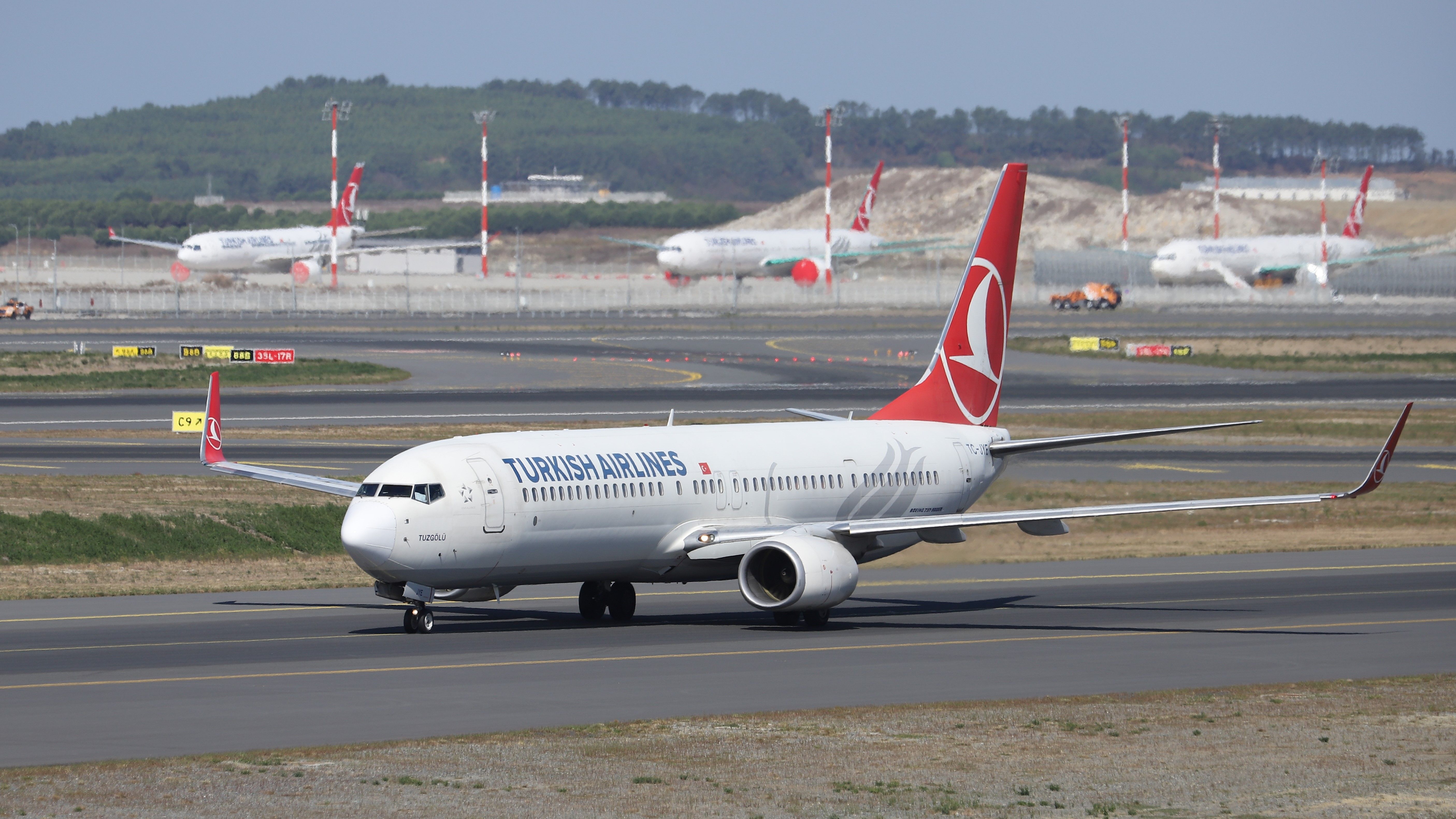 Turkish Airlines Returns To Mitiga Airport In Libya After Almost A 10 ...