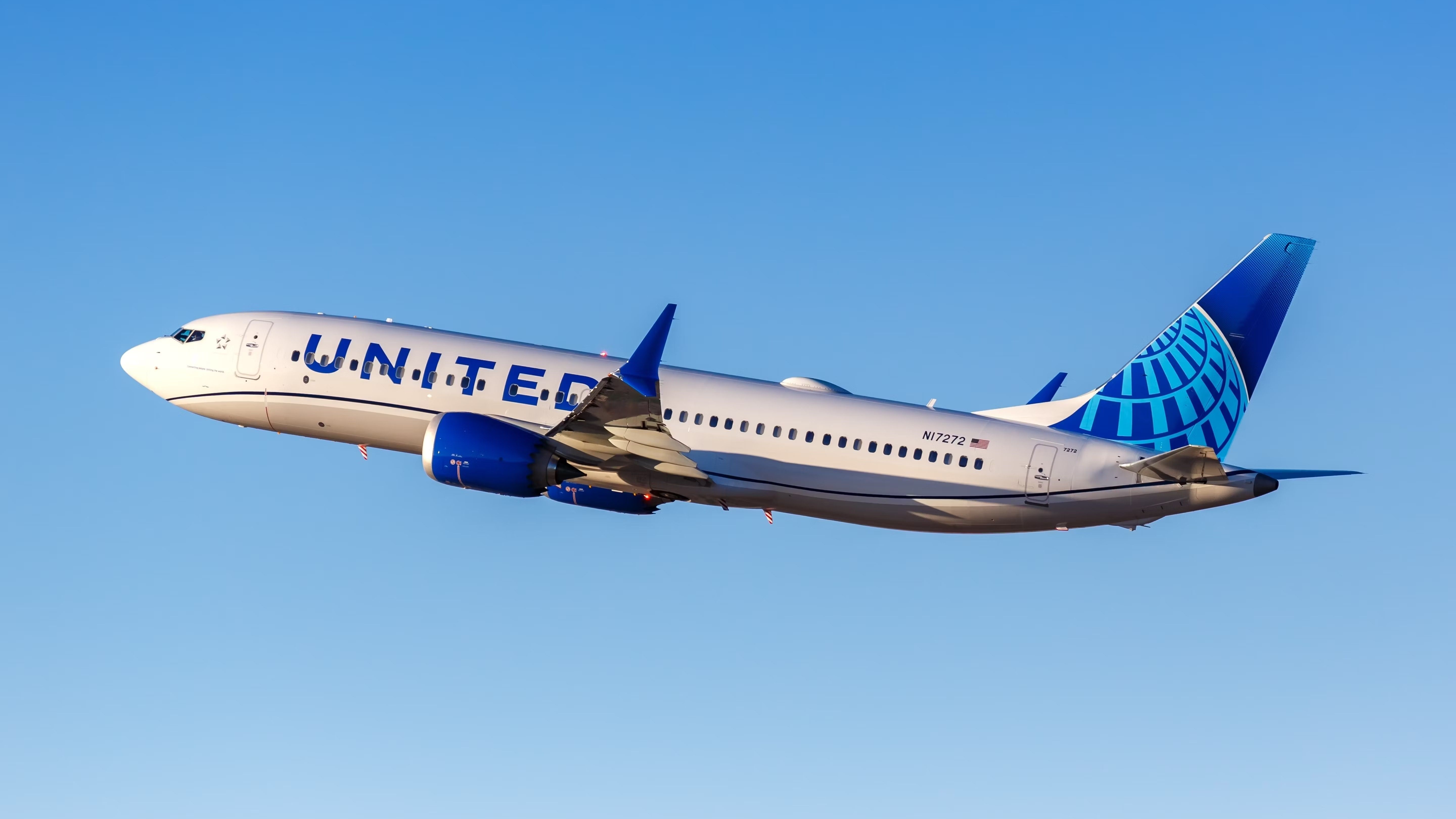 United airlines baggage allowance cheap for economy