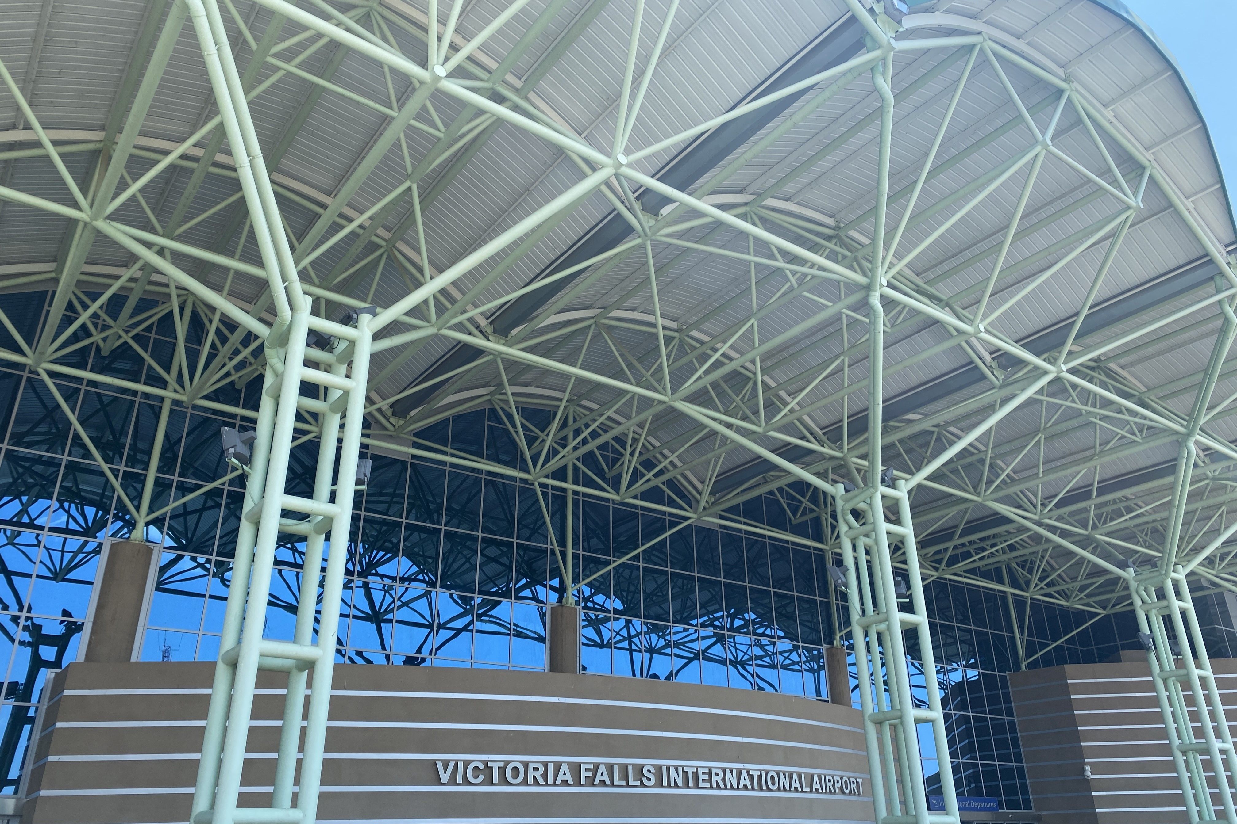 Victoria_Falls_International_Airport