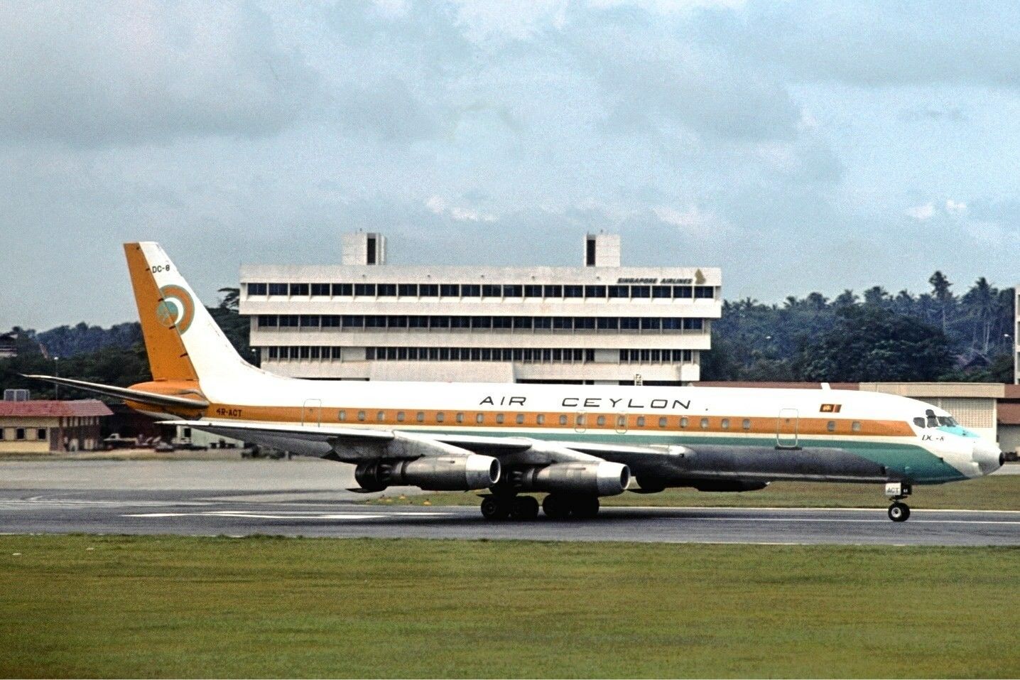 What Happened To Former Sri Lankan Carrier Air Ceylon? - Worldnews.com