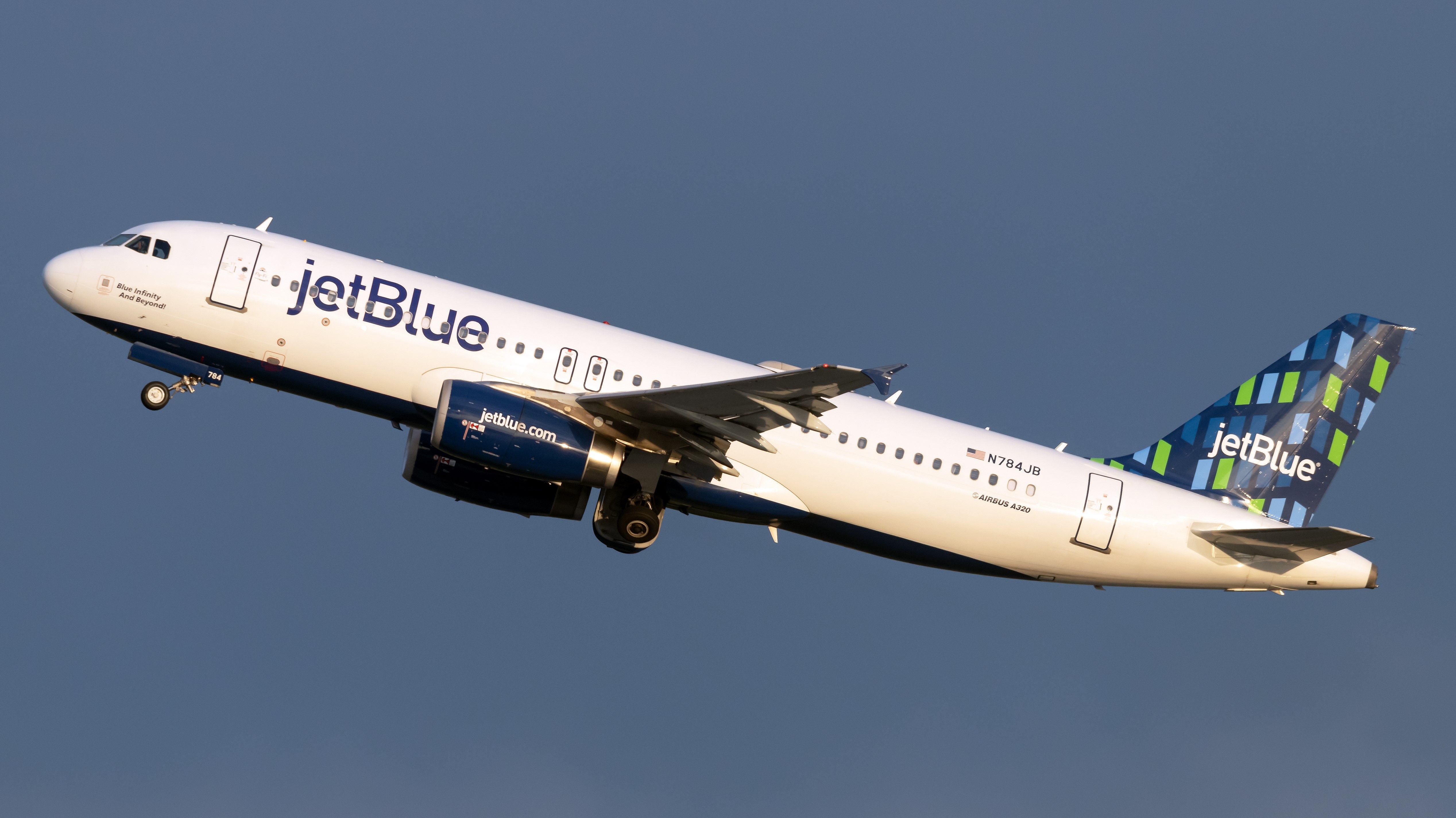 N784JB JetBlue Airways Airbus A320-232 (16x9)