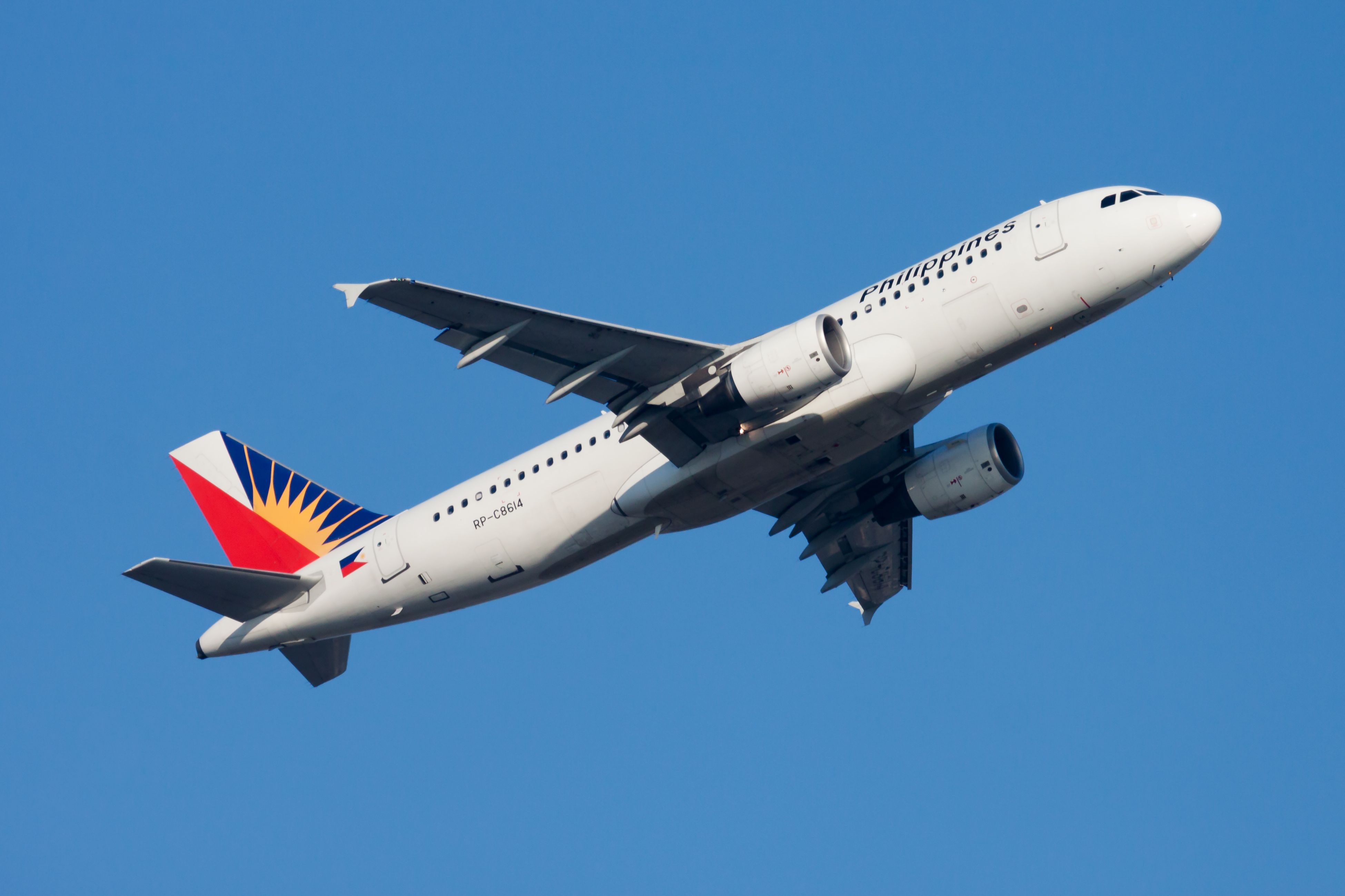PAL A320 flying 