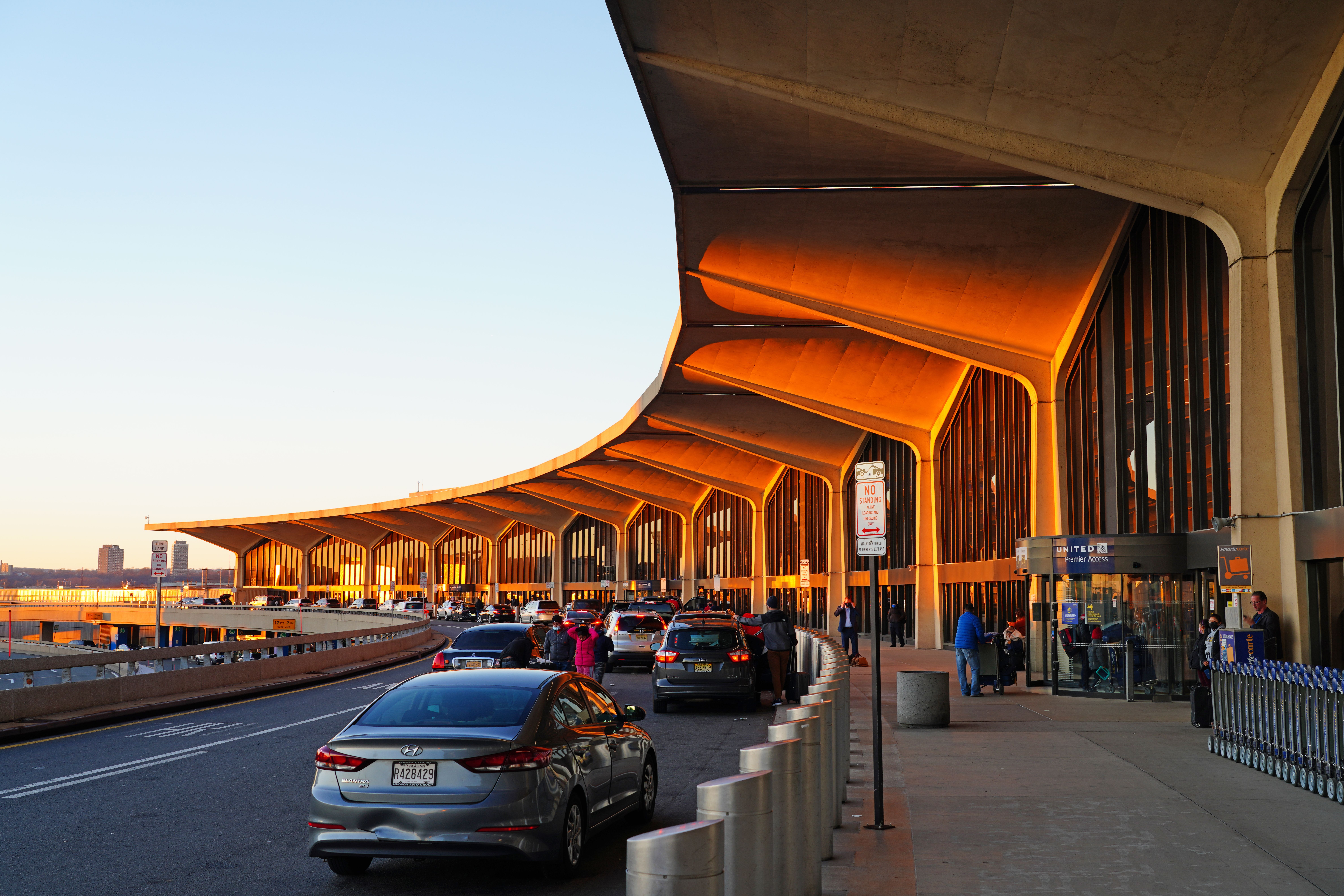 Newark Liberty International Airport (EWR)
