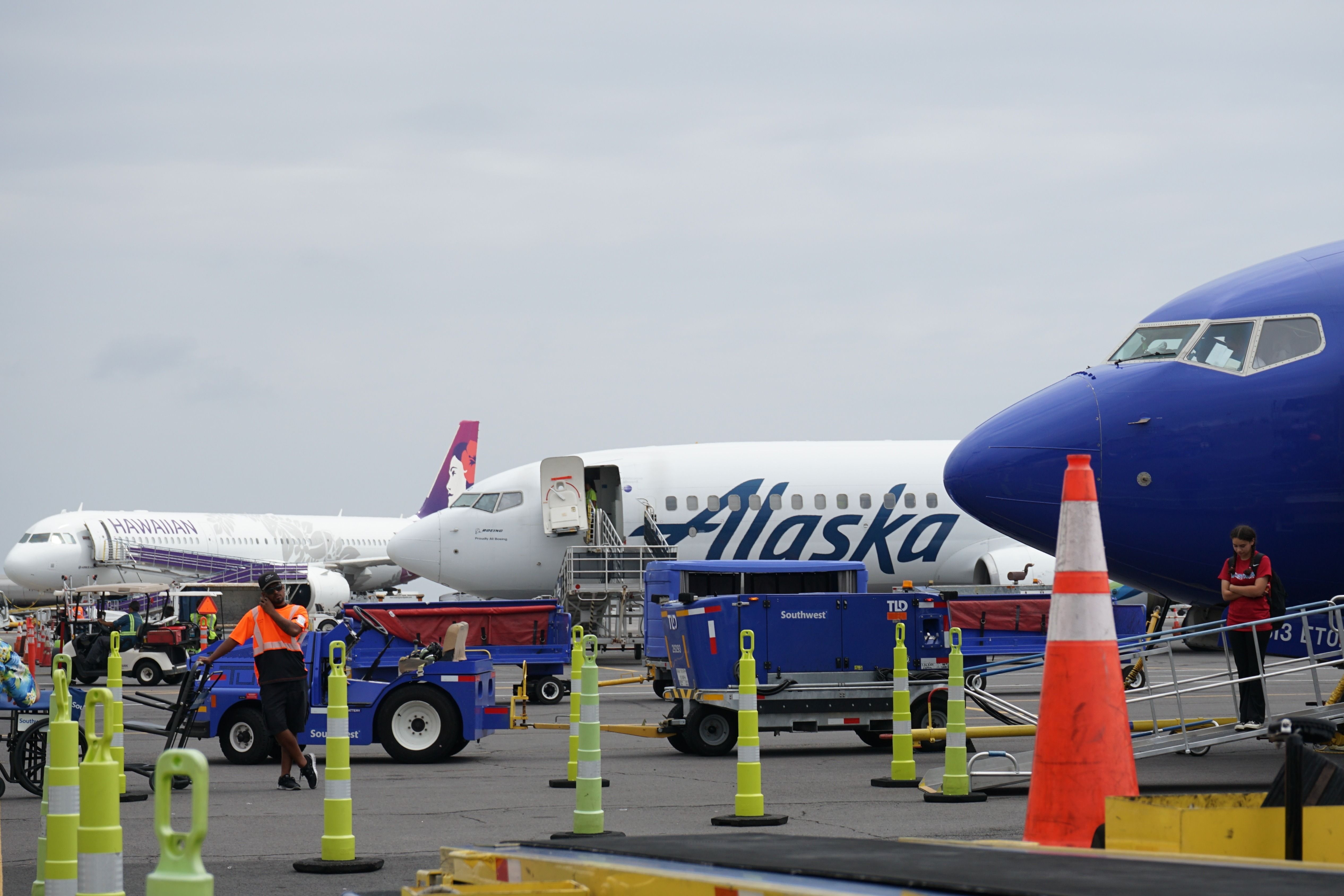 outhwest Airlines, Alaska Airlines, and Hawaiian Airlines aircraft at Kona International Airport.