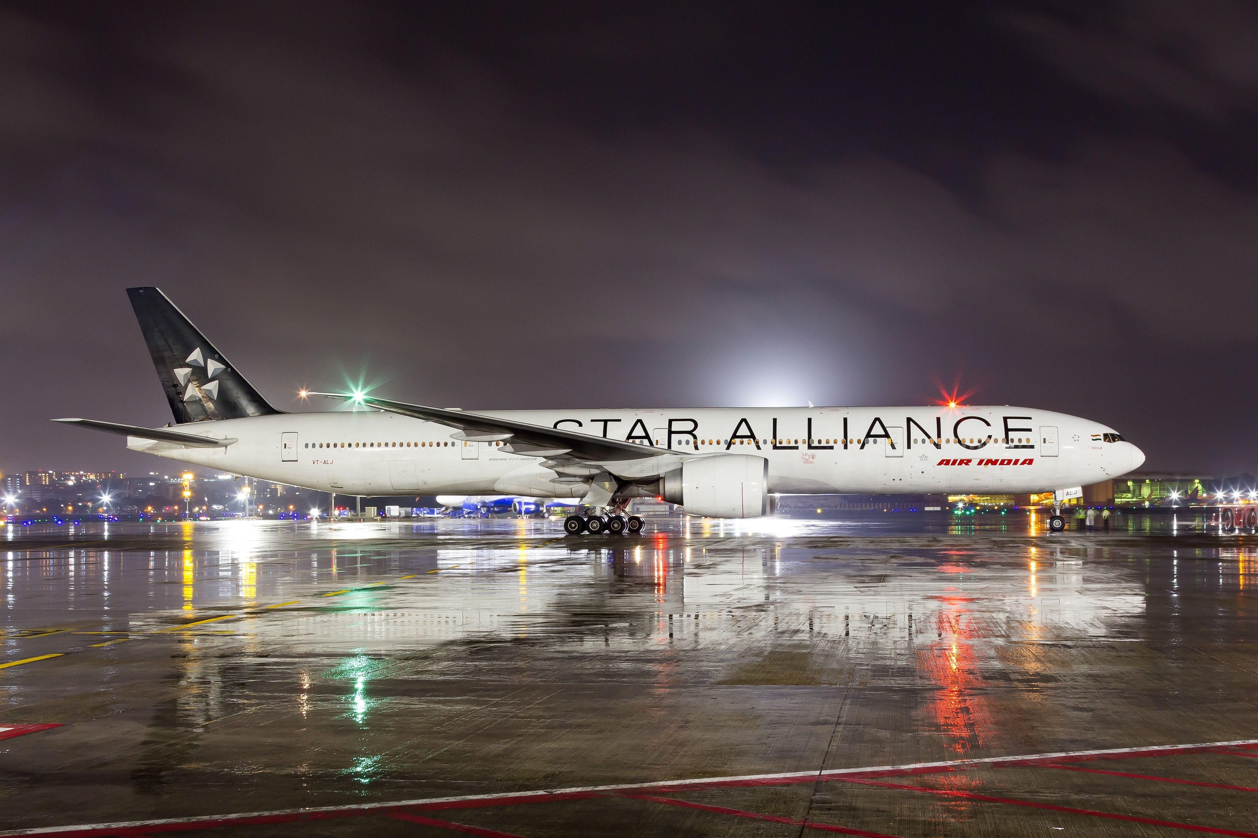 An Air India Star Alliance Boeing 777 preparing to takeoff from Mumbai Airport