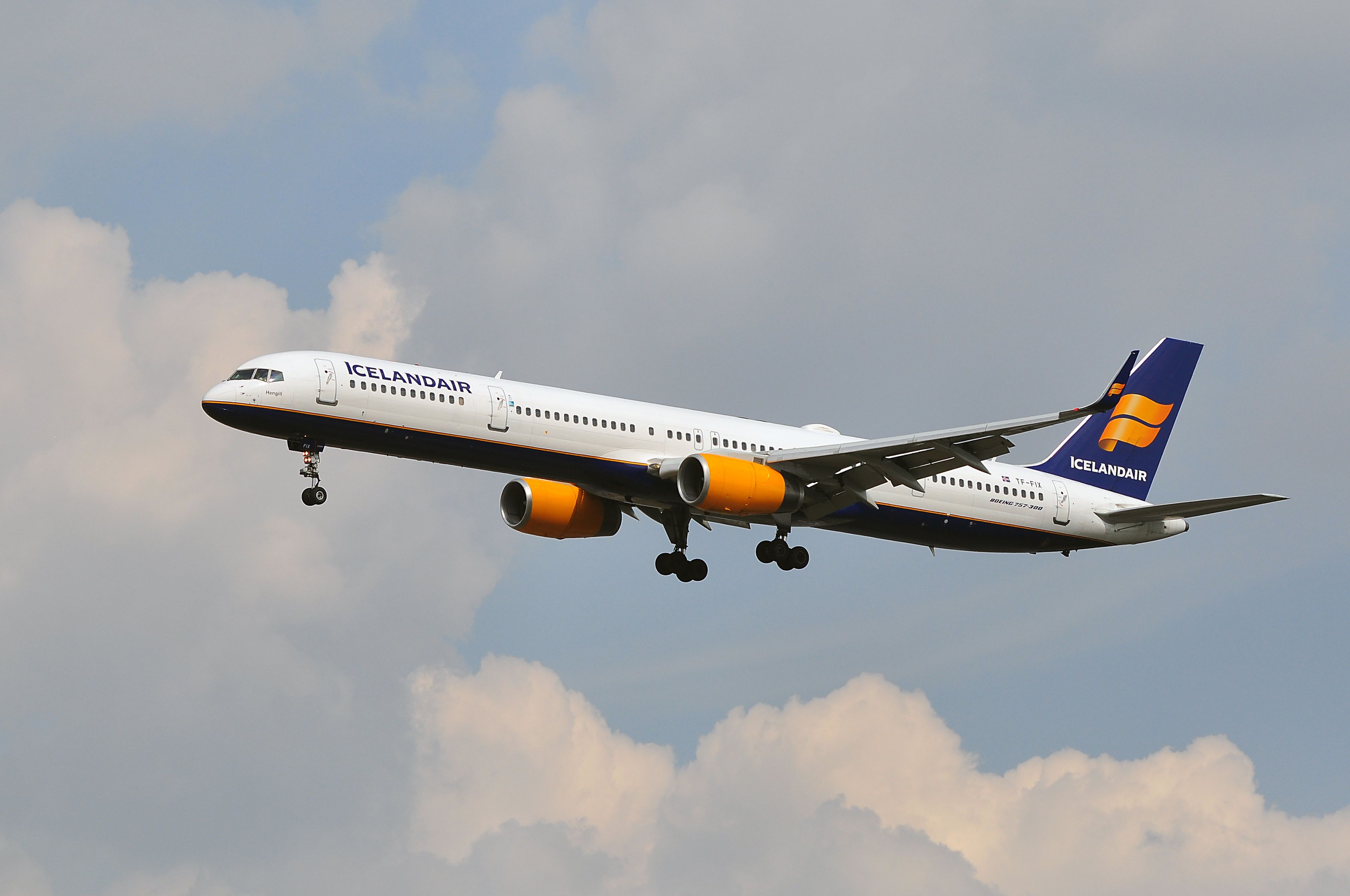 An Icelandair Boeing 757-300 flying in the sky.