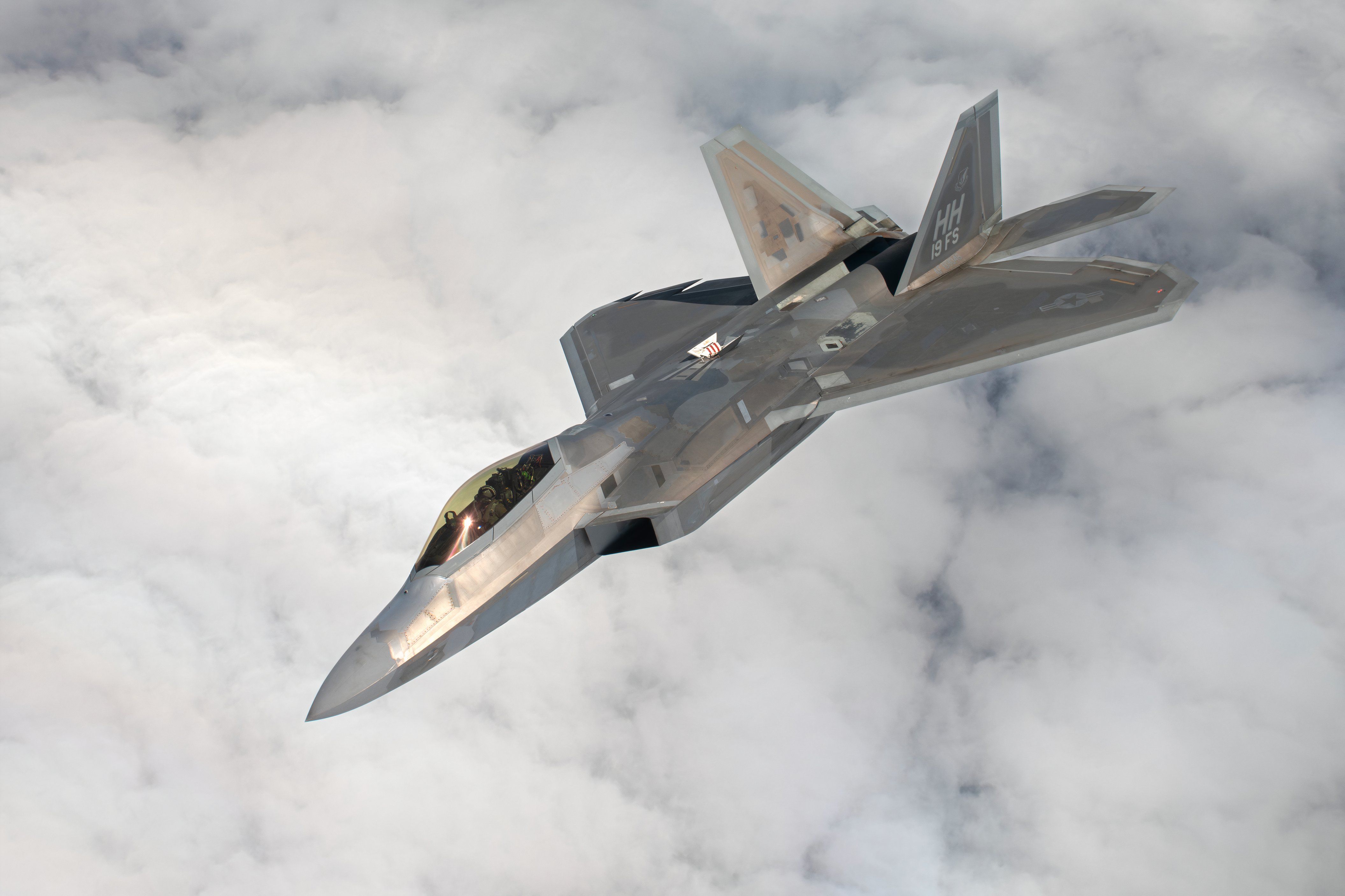 An F-22A Raptor assigned to the 19th Fighter Squadron, Joint Base Pearl Harbor-Hickam, Hawaii, 