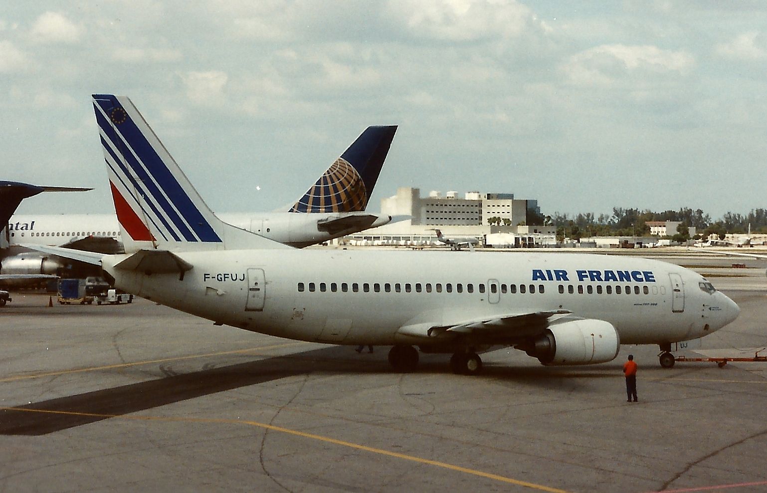 Air France Boeing 737-300 Taxiing In Miami