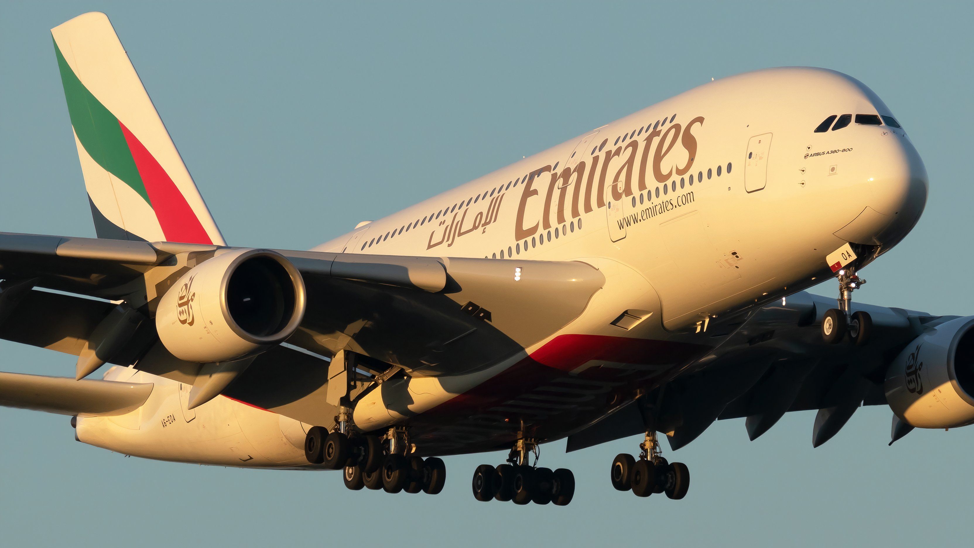 A6-EOA Emirates Airbus A380-861