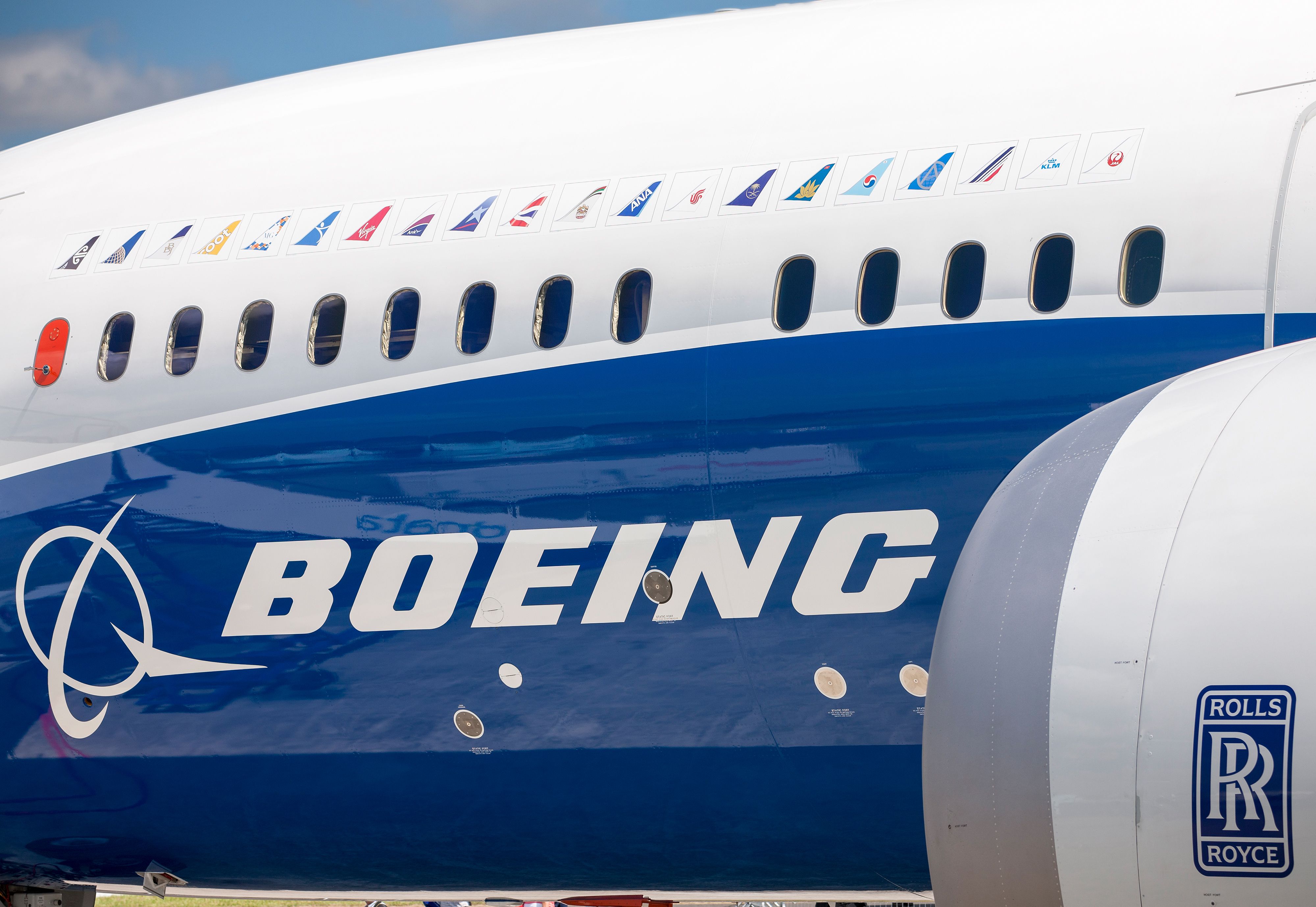 Boeing logo on a Boeing 787-9 shutterstock_1571152042