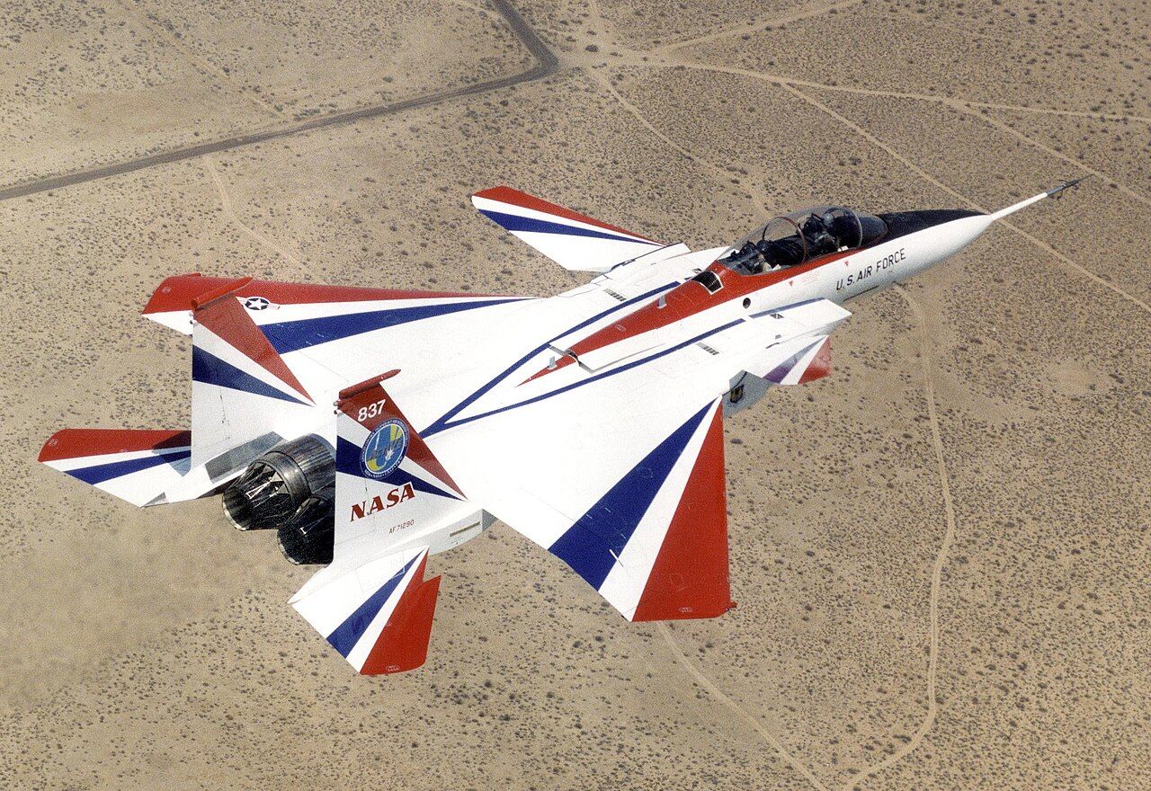 F-15B ACTIVE flying at low altitude