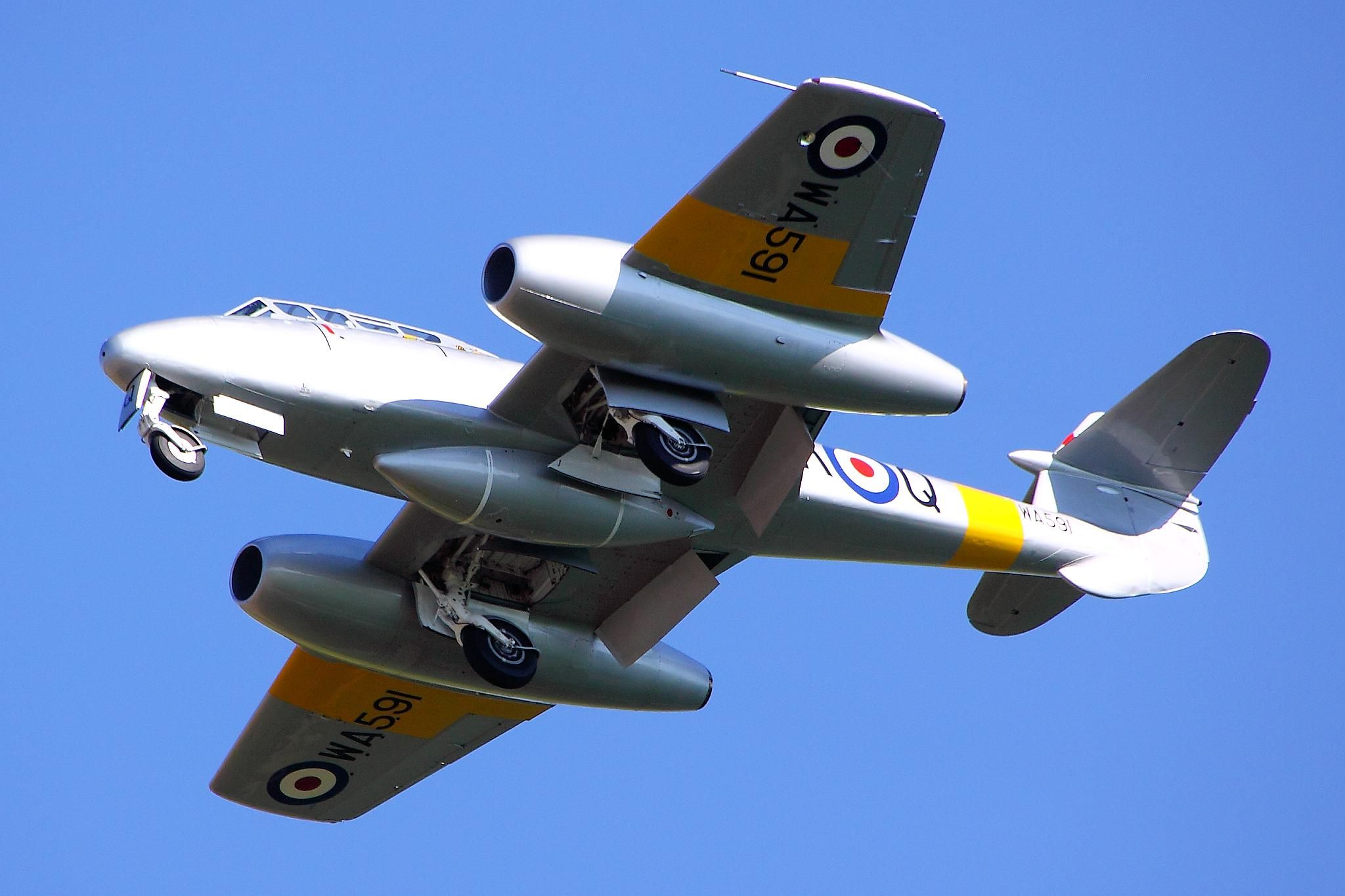 Gloster Meteor - Duxford Jubilee Airshow 2012