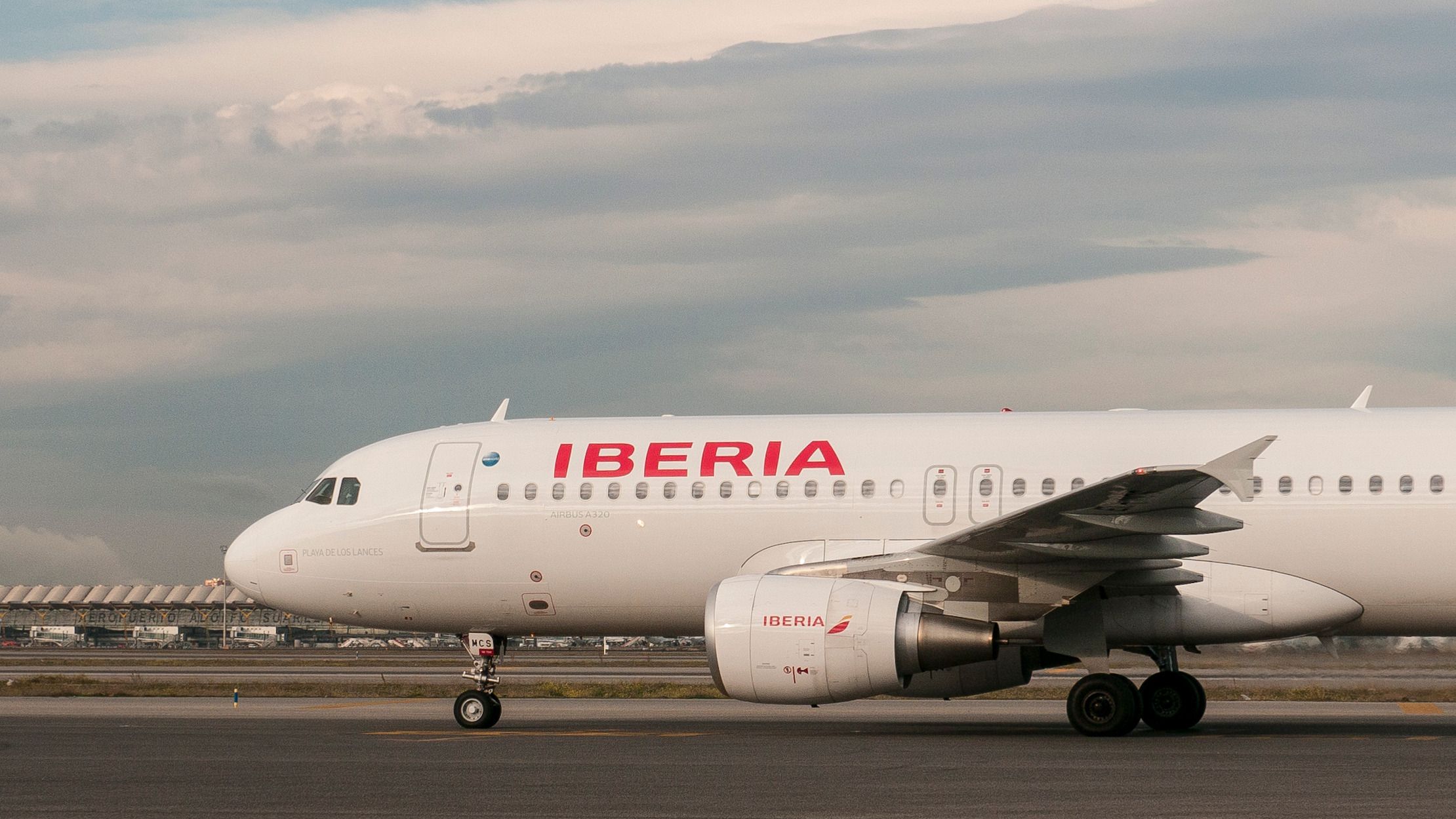 An Iberia Airbus A320