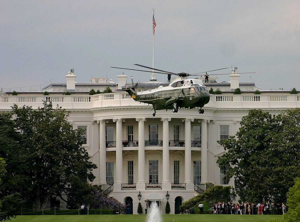 Marine One returning to the White House