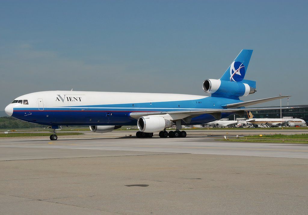 Avient McDonnell Douglas DC-10