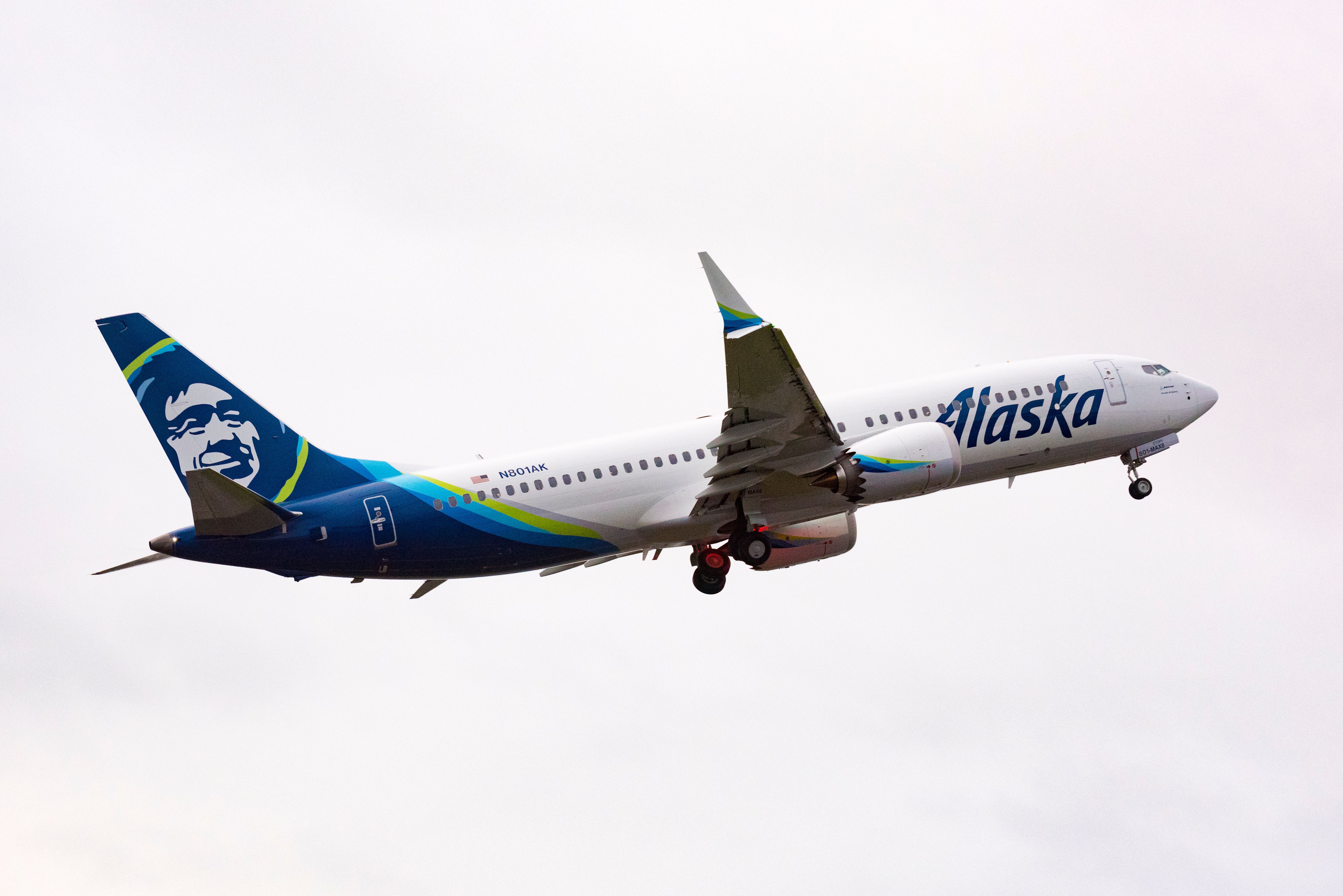Alaska Airlines Boeing 737 MAX 8 taking off.