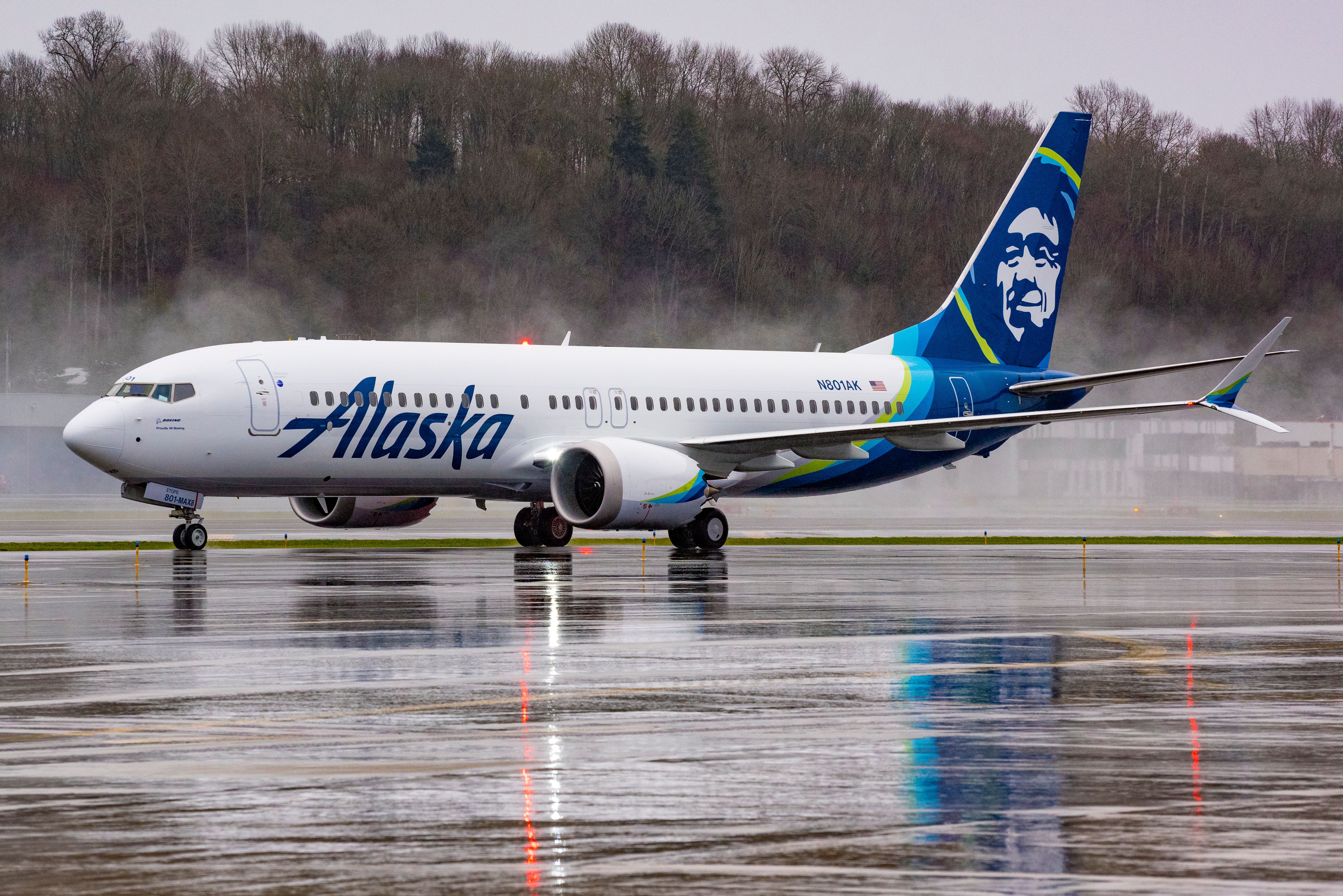 Alaska Airlines Boeing 737 MAX 8.