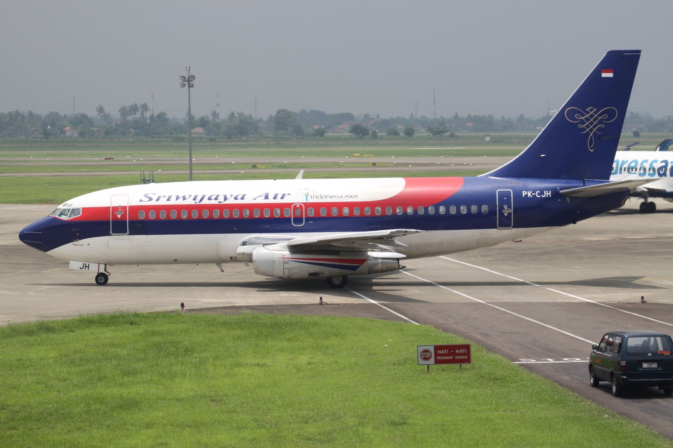 PK-CJH_Boeing_737_Sriwijaya_Air