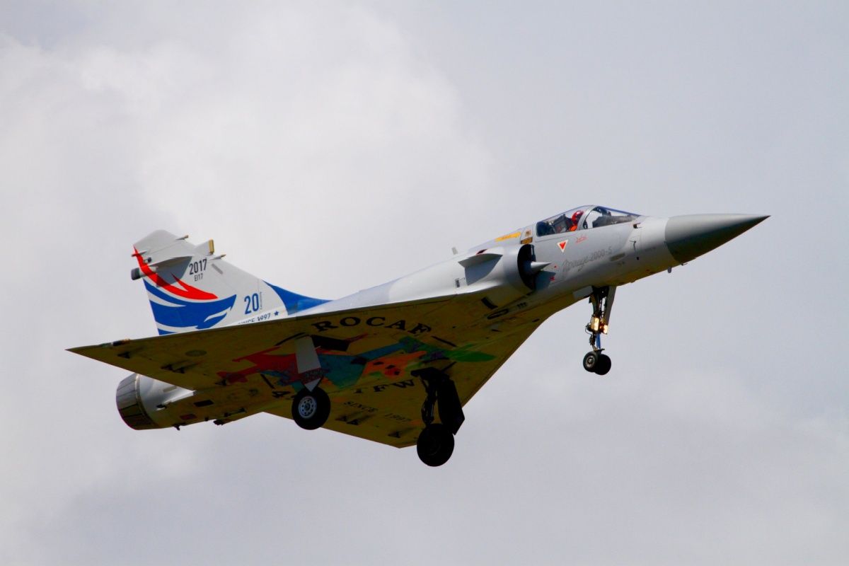 A Dassault Mirage 2000 fighter is flying when the Taiwan Air Force