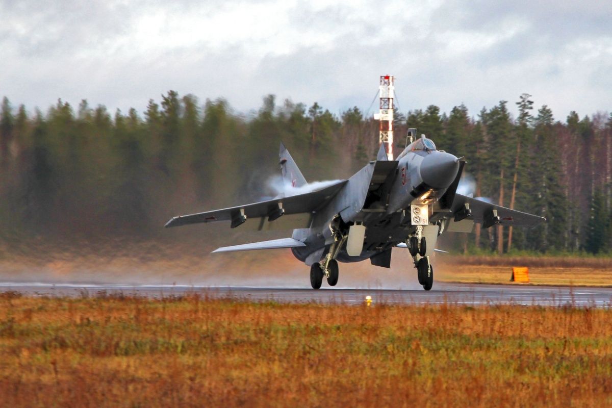 Russia air force supersonic interceptor MiG-31
