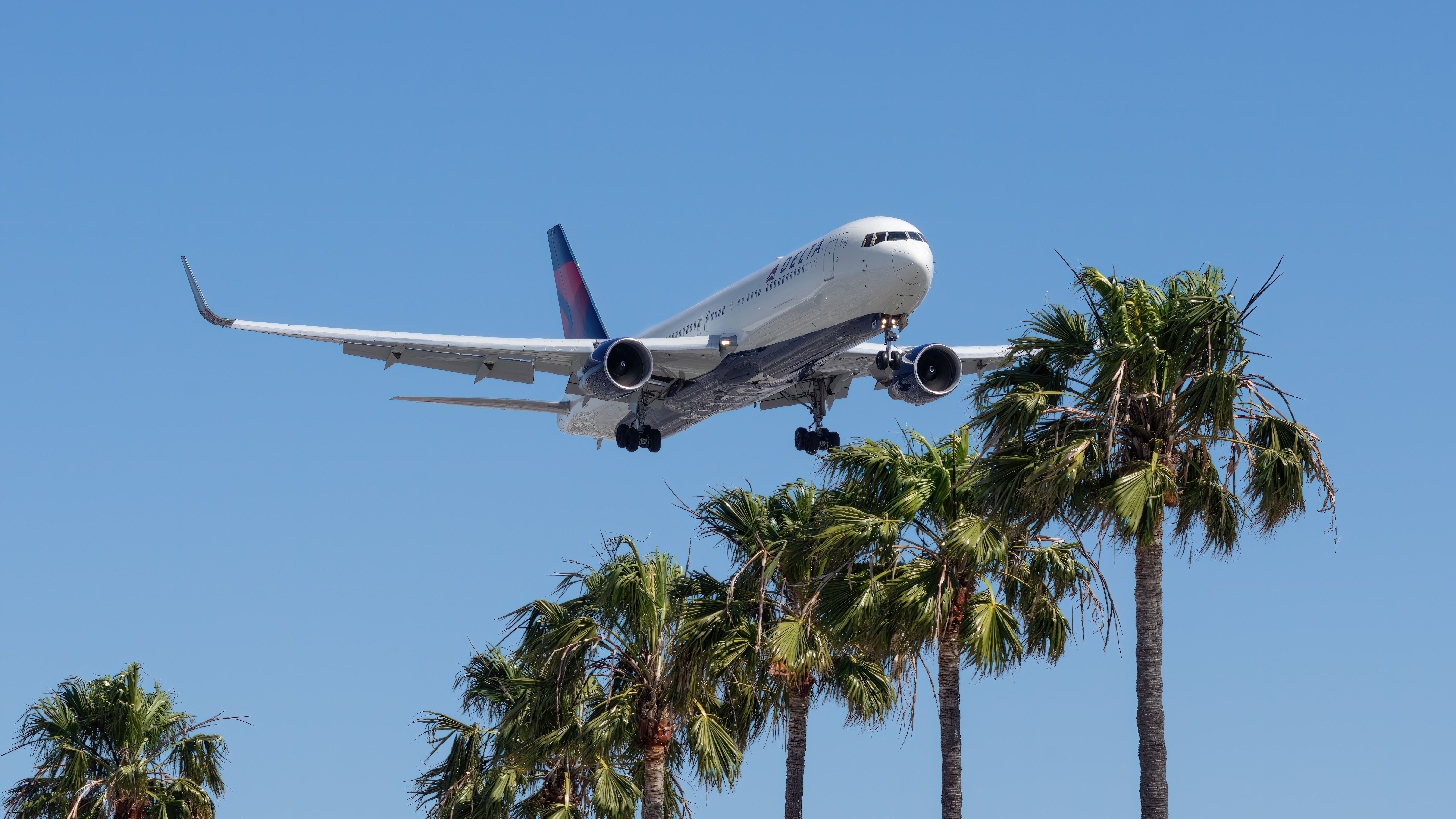 Delta Air Lines Boeing 767-332ER landing at Los Angeles International Airport.