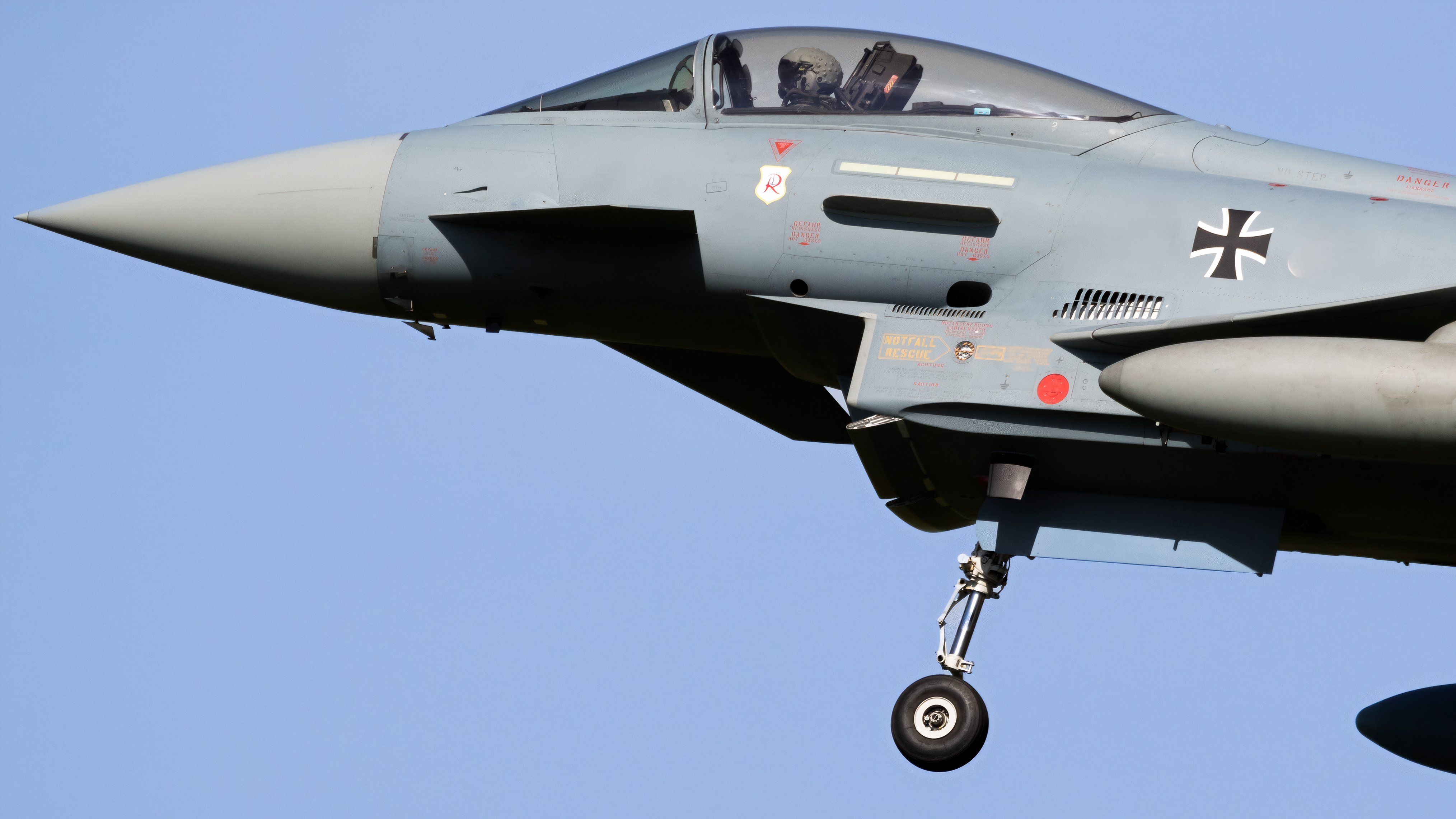 shutterstock_2290637951 - 16x9 - Eurofighter Typhoon of Luftwaffe on Final Approach