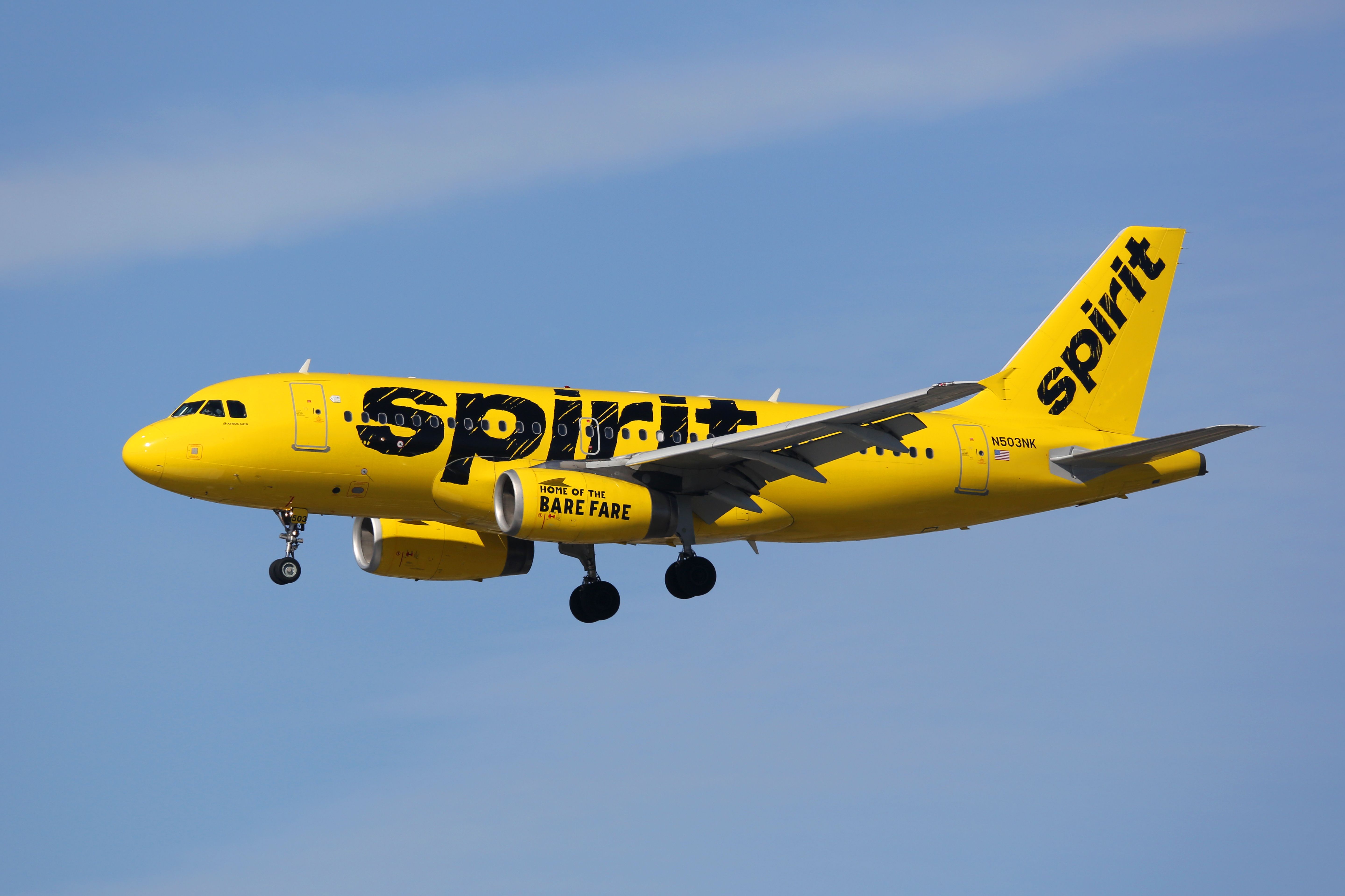 A Spirit Airlines Airbus A319 landing