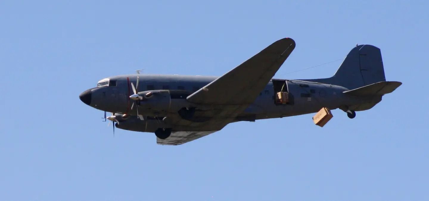 South African Air Force C-47ATP_6840_4_6782967172 (jpg)