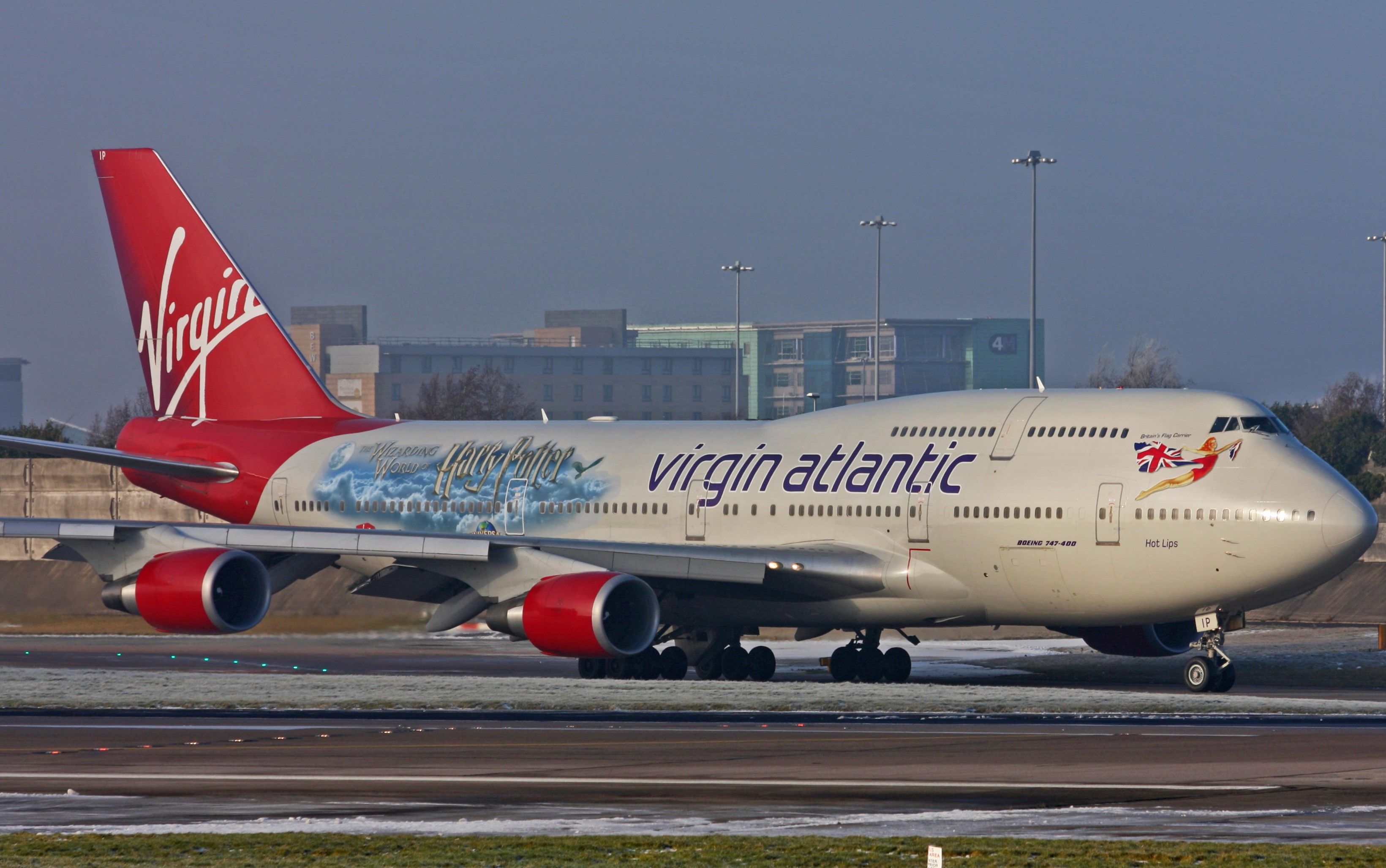 Virgin Atlantic Boeing 747 G-VLIP Harry Potter livery