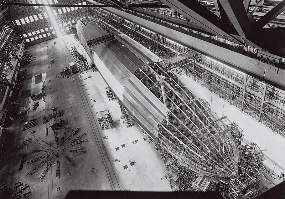 USS Shenandoah under construction