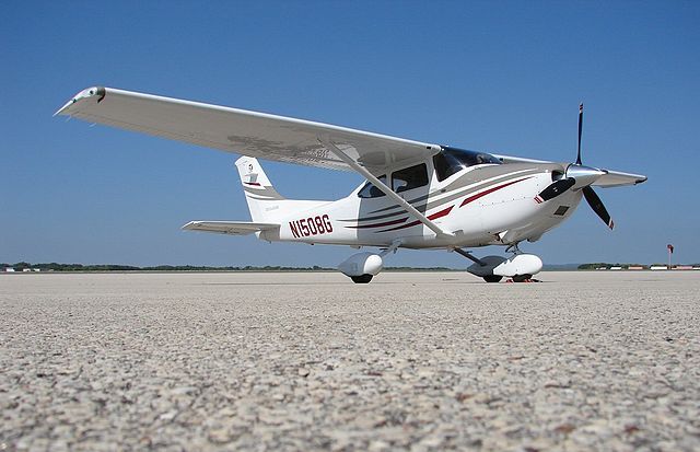 640px-The_Cessna_182_Skylane_(1443382146)