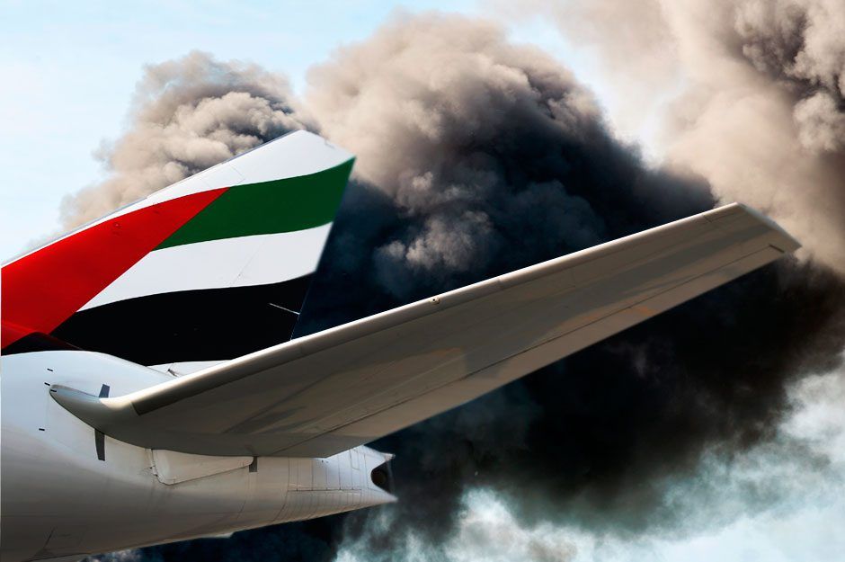 A6-EMW Emirates aircraft on fire