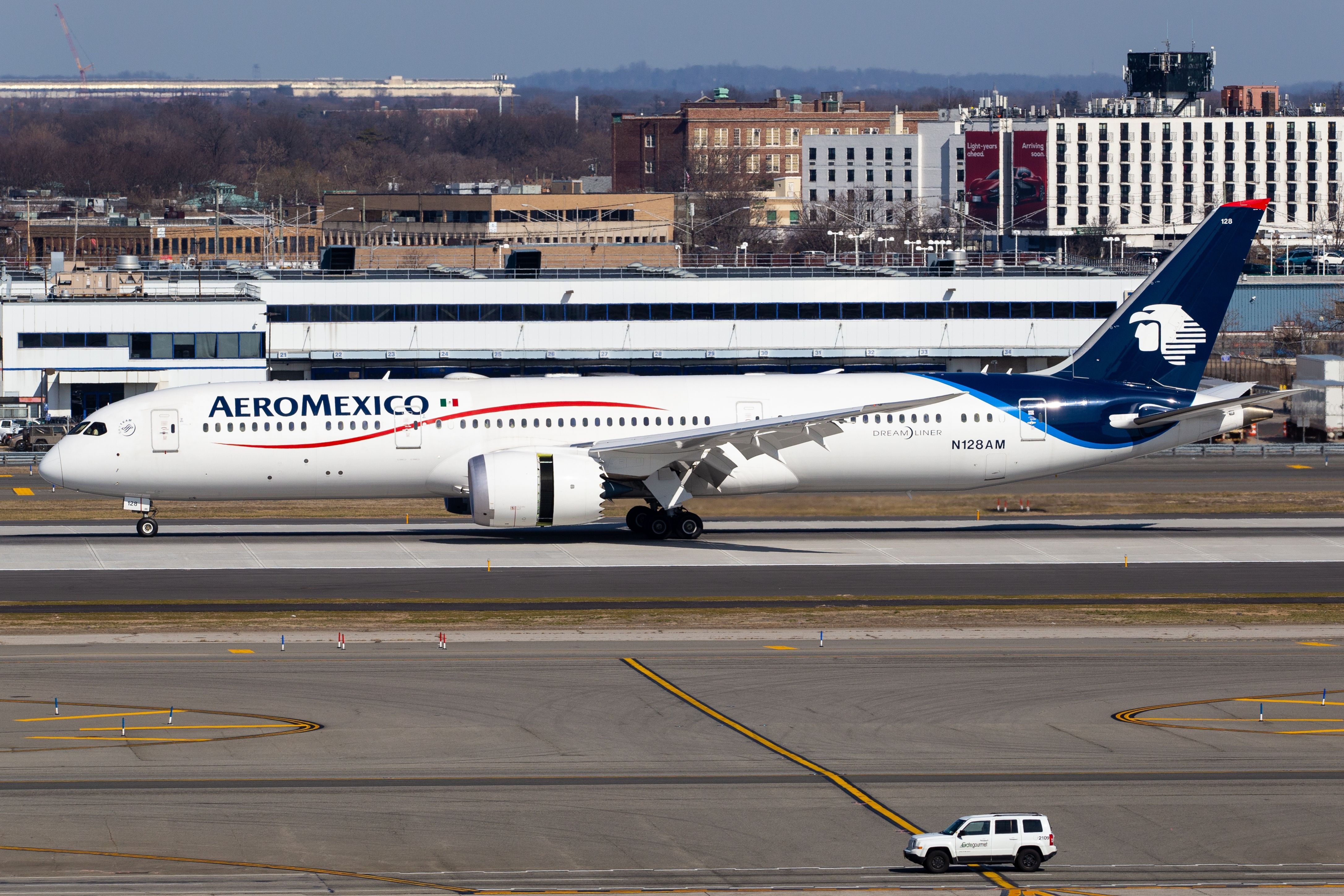 Aeromexico Boeing 787-9 at JFK shutterstock_2444375779