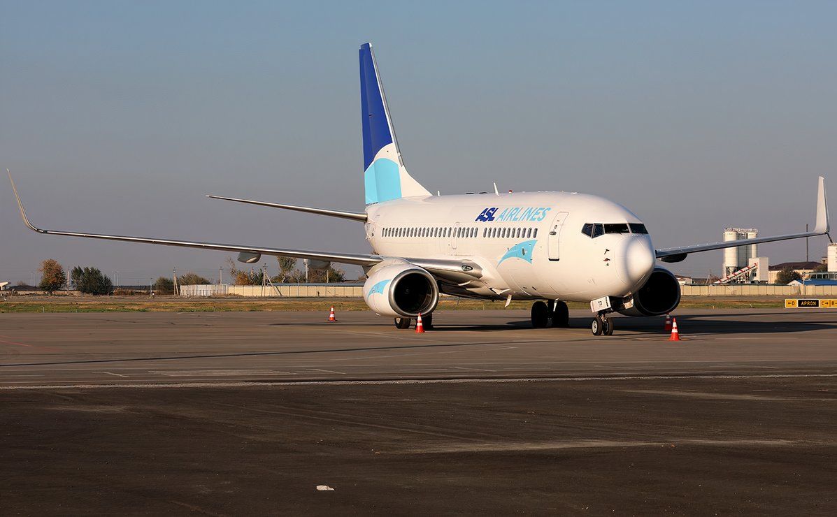 ASL Airlines France 737-700 F-GZTP