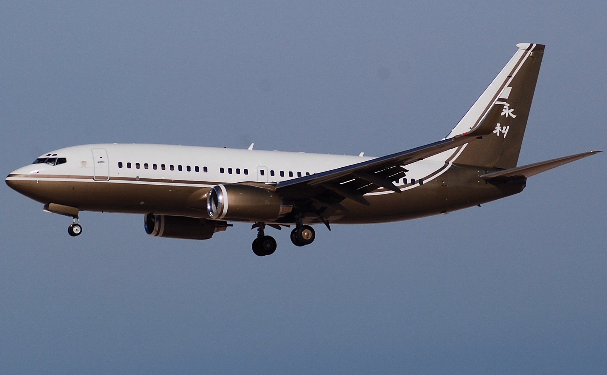 Boeing 737 BBJ Fling above Las Vegas