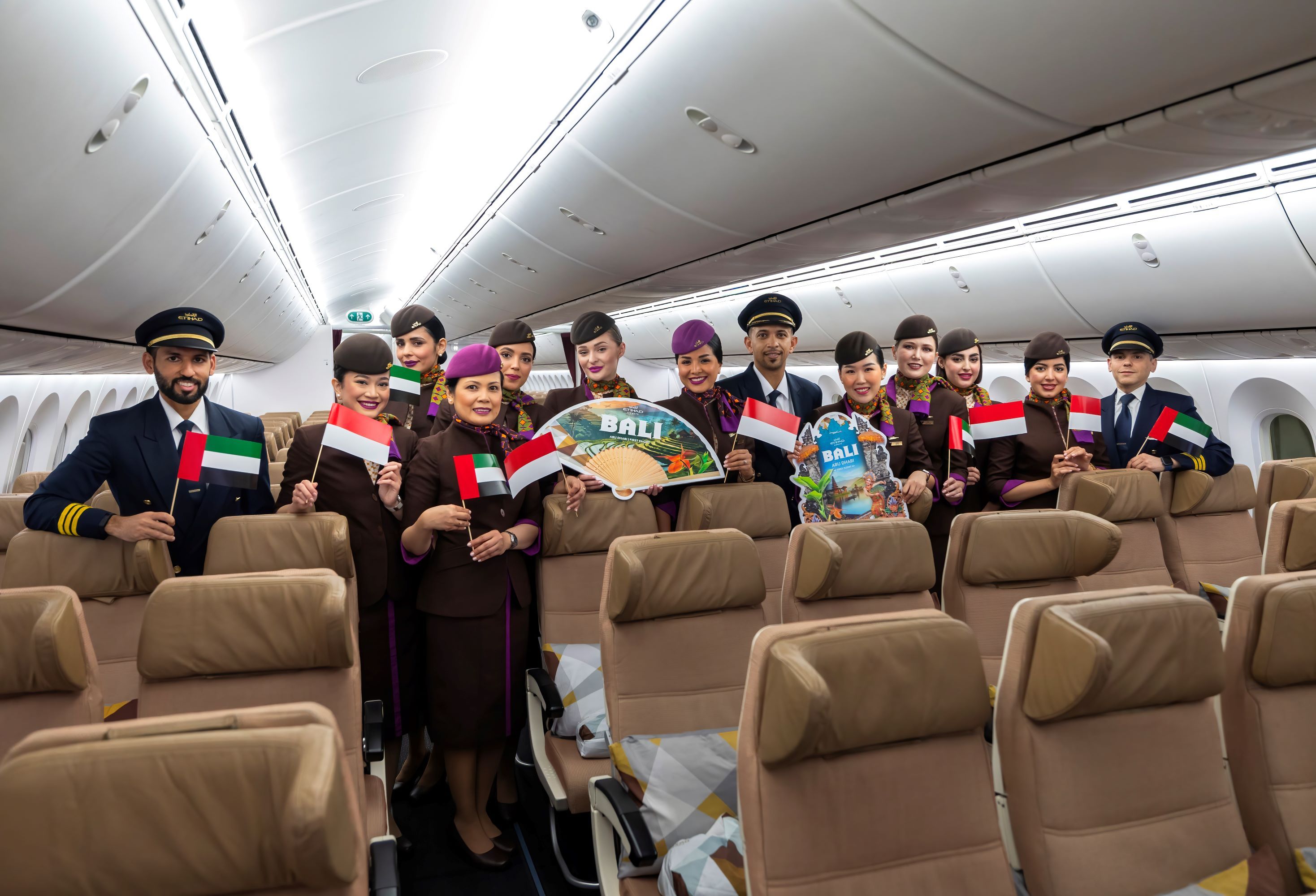 Etihad Bali 787 Dreamliner Crew