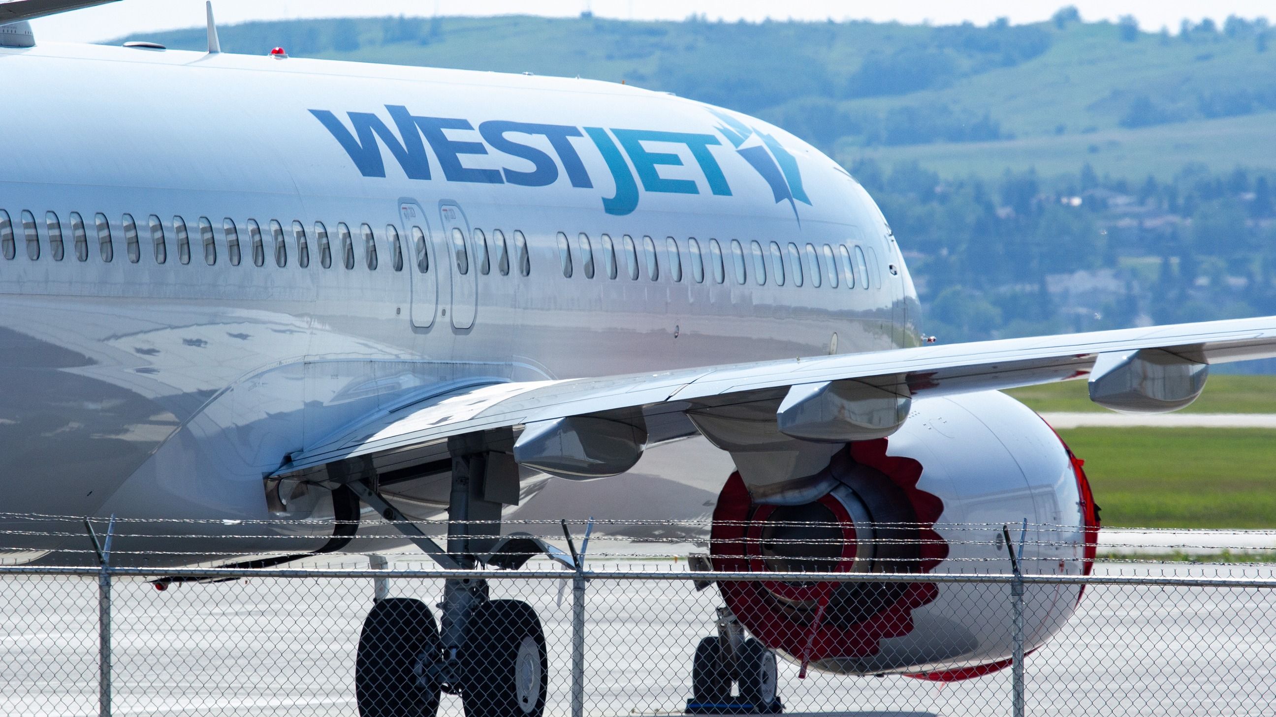 WestJet mechanics cancel strike plans as negotiations progress