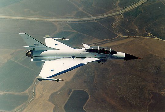 Prototype Israeli Lavi flying