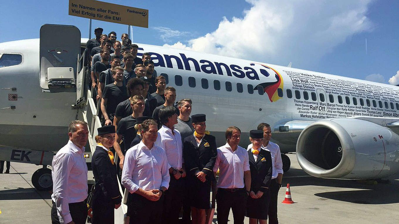 Lufthansa Boeing 737-300 Fanhansa