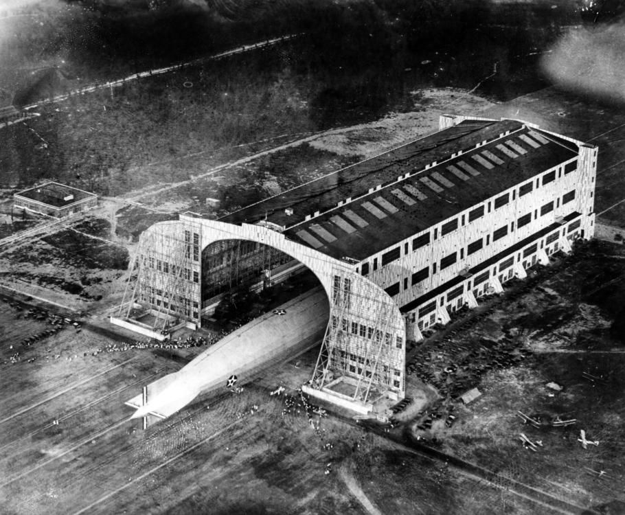 USS Shenandoah leaving the airship hangar at Naval Air Station Lakehurst, New Jersey