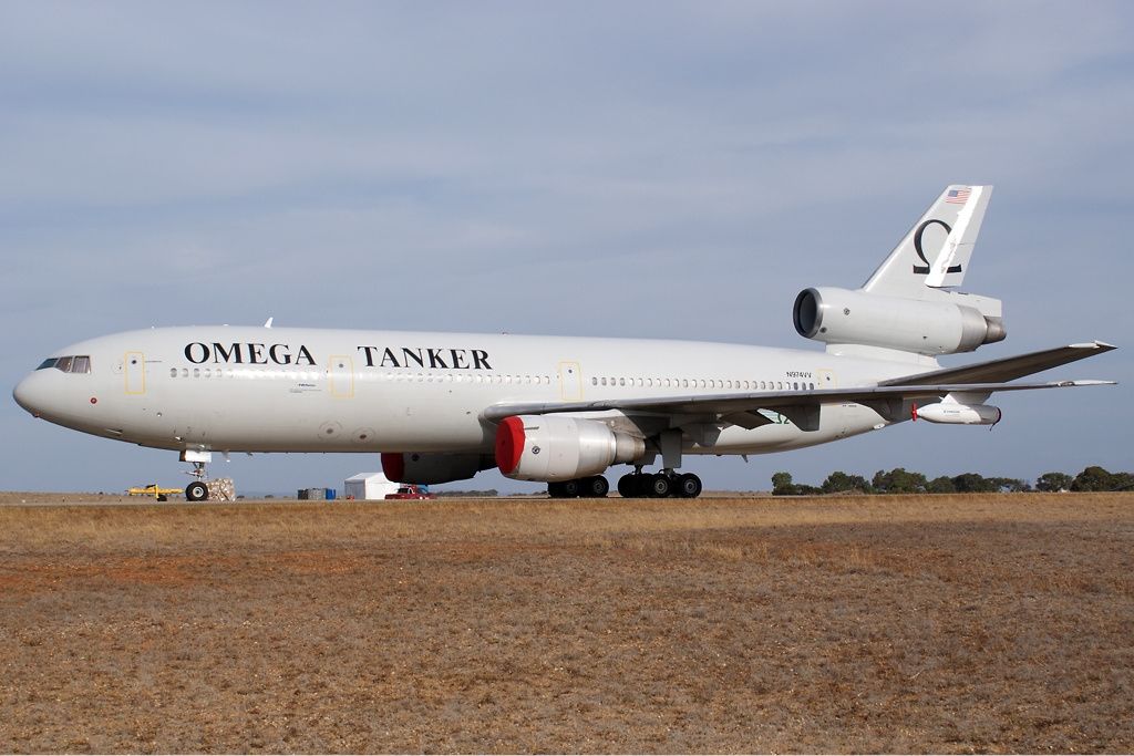 Omega_Tanker_McDonnell_Douglas_DC-10-40_Avalon_Vabre