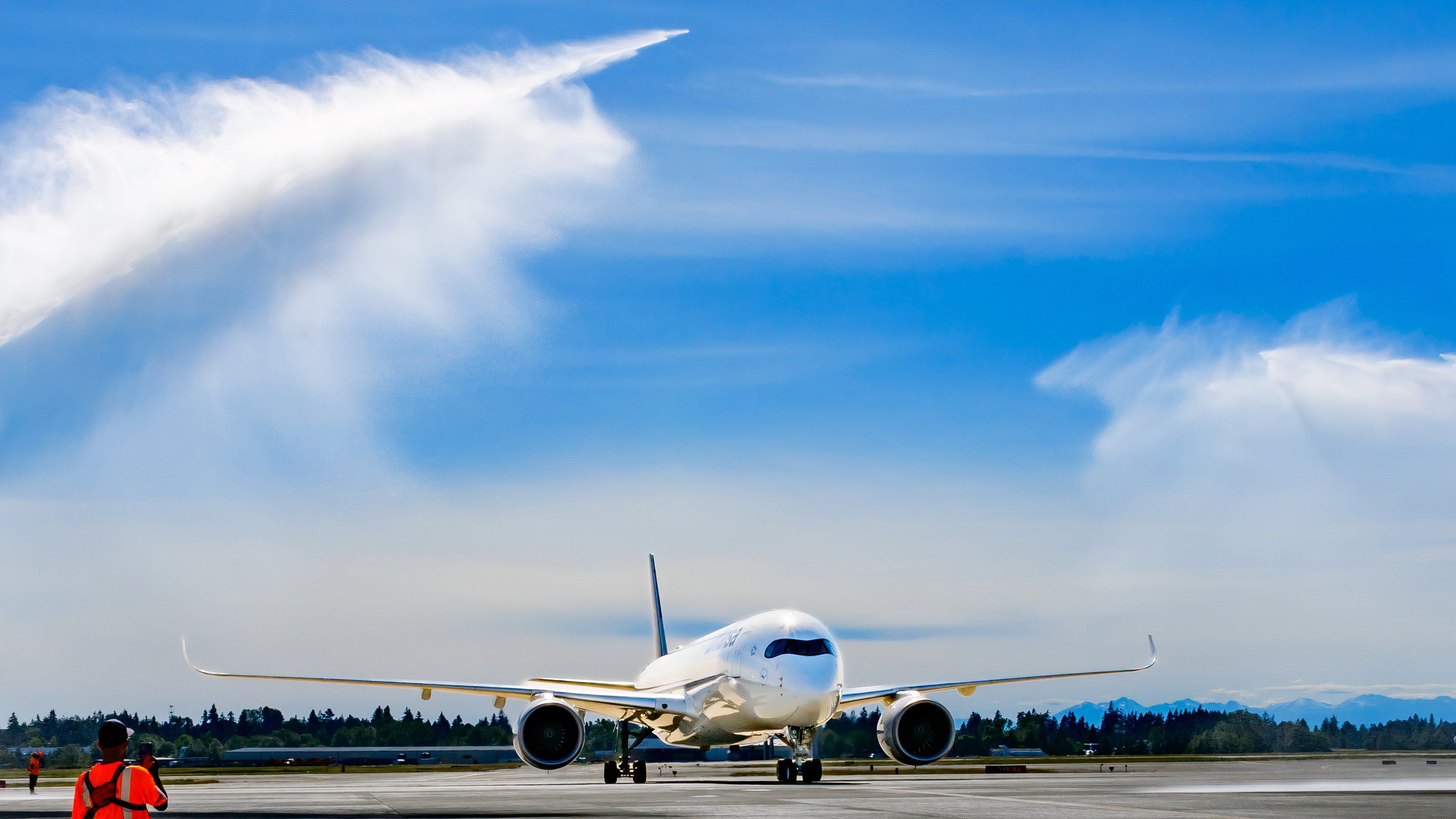Lufthansa's Luxurious New Allegris First Class Suite Takes Lufthansa's Luxurious New Allegris First Class Suite Takes