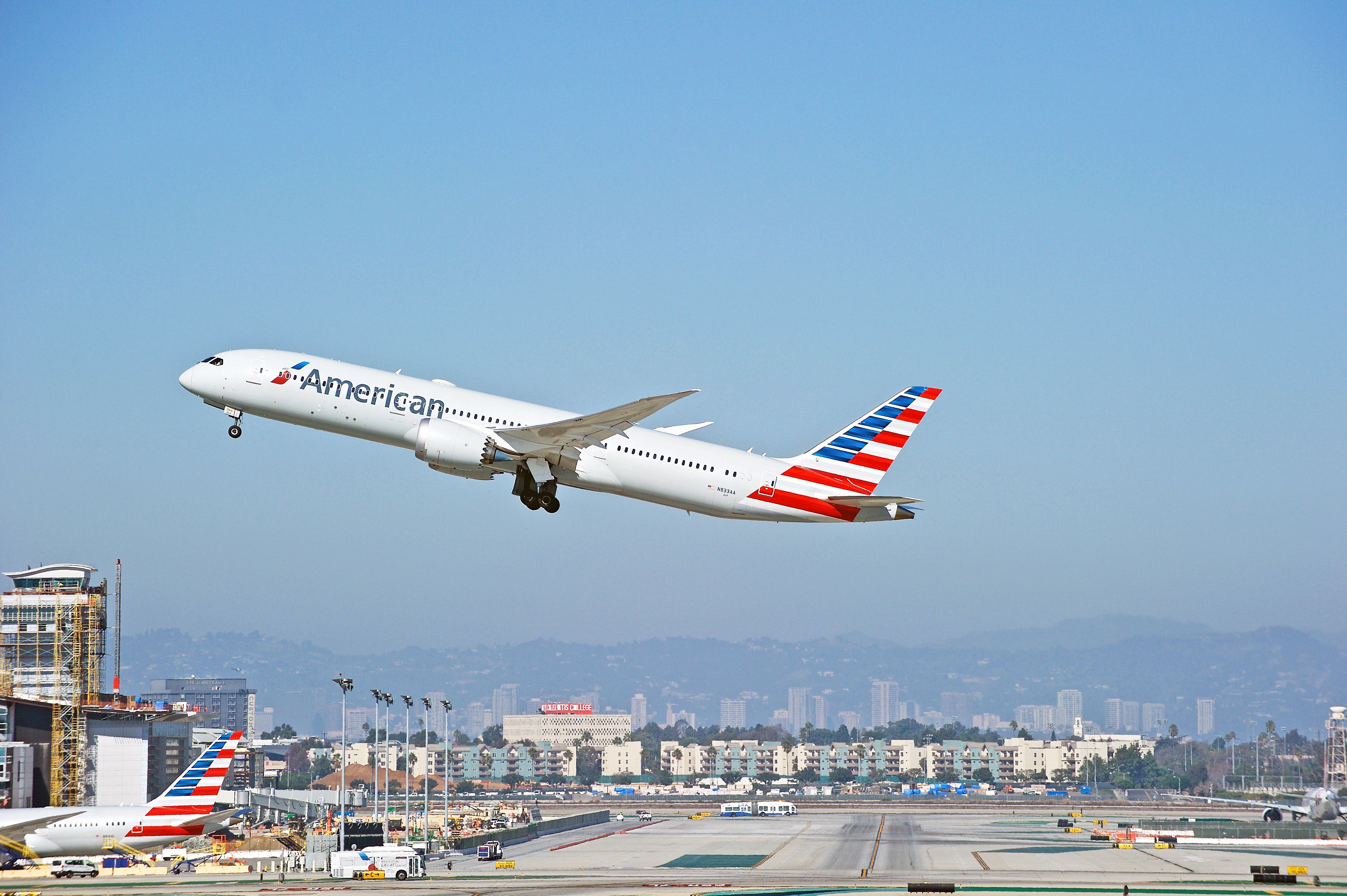 American Airlines Boeing 787-9 Dreamliner departing from Los Angeles International Airport. 