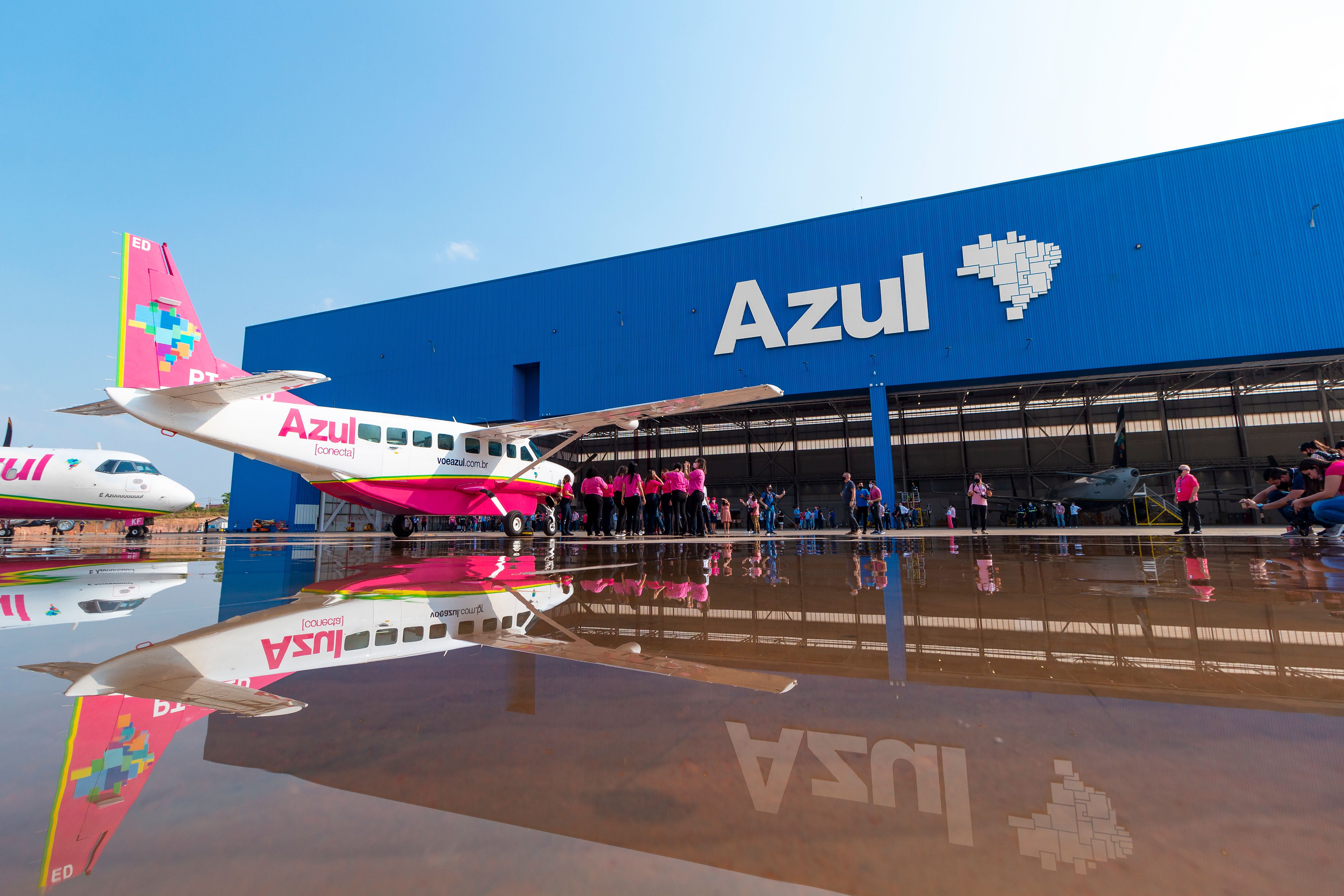 Azul Cessna 208