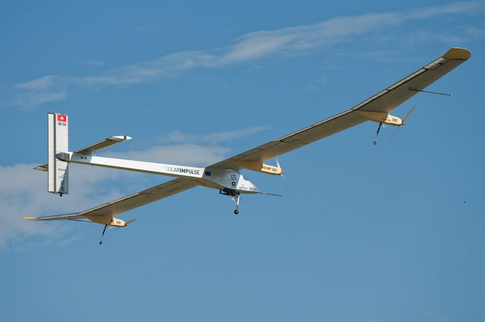  Solar Impulse, experimental aircraft powered by solar energy