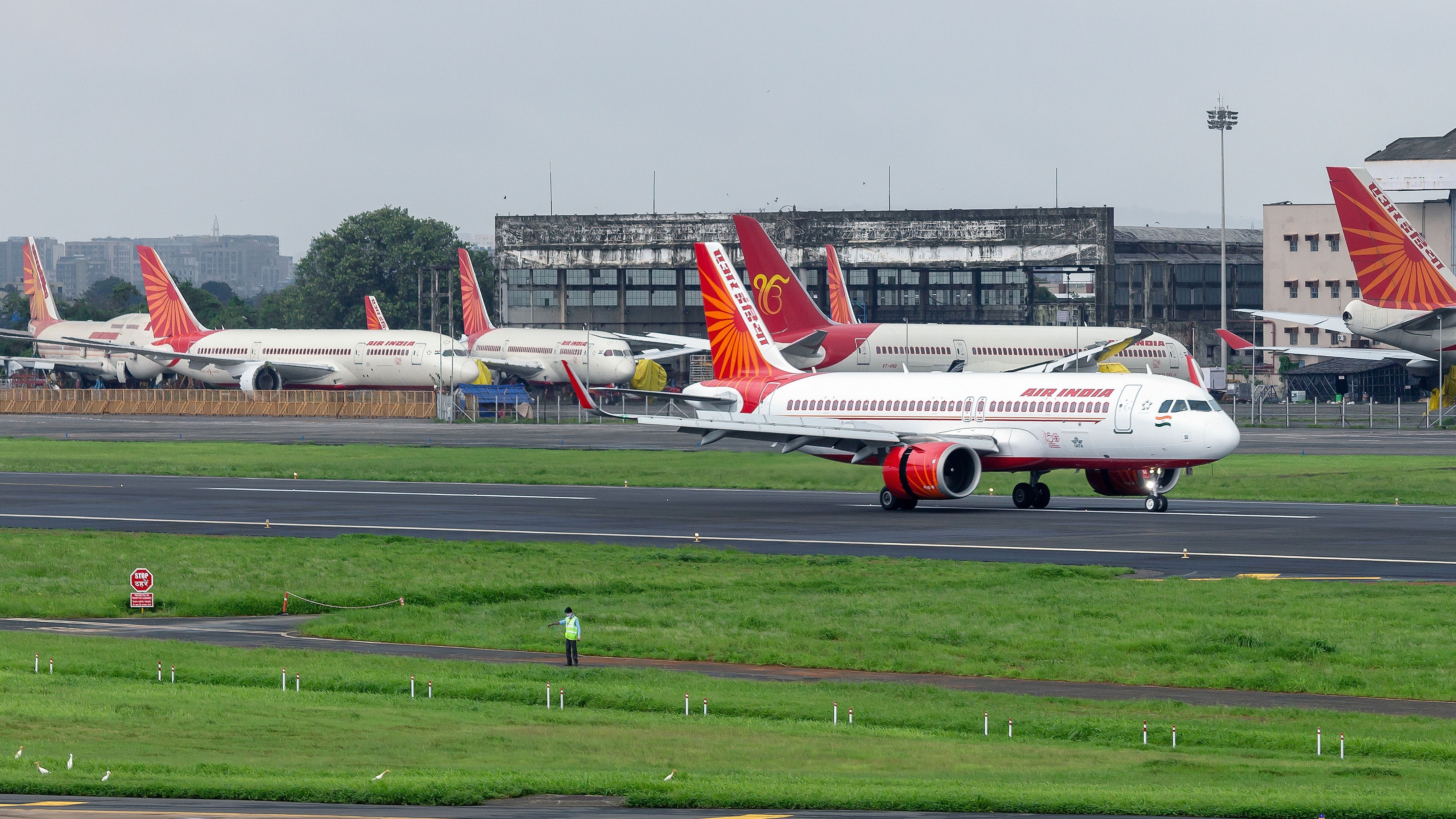 Air India Airbus A320neo landing at Chhatrapati Shivaji Maharaj International Airport.