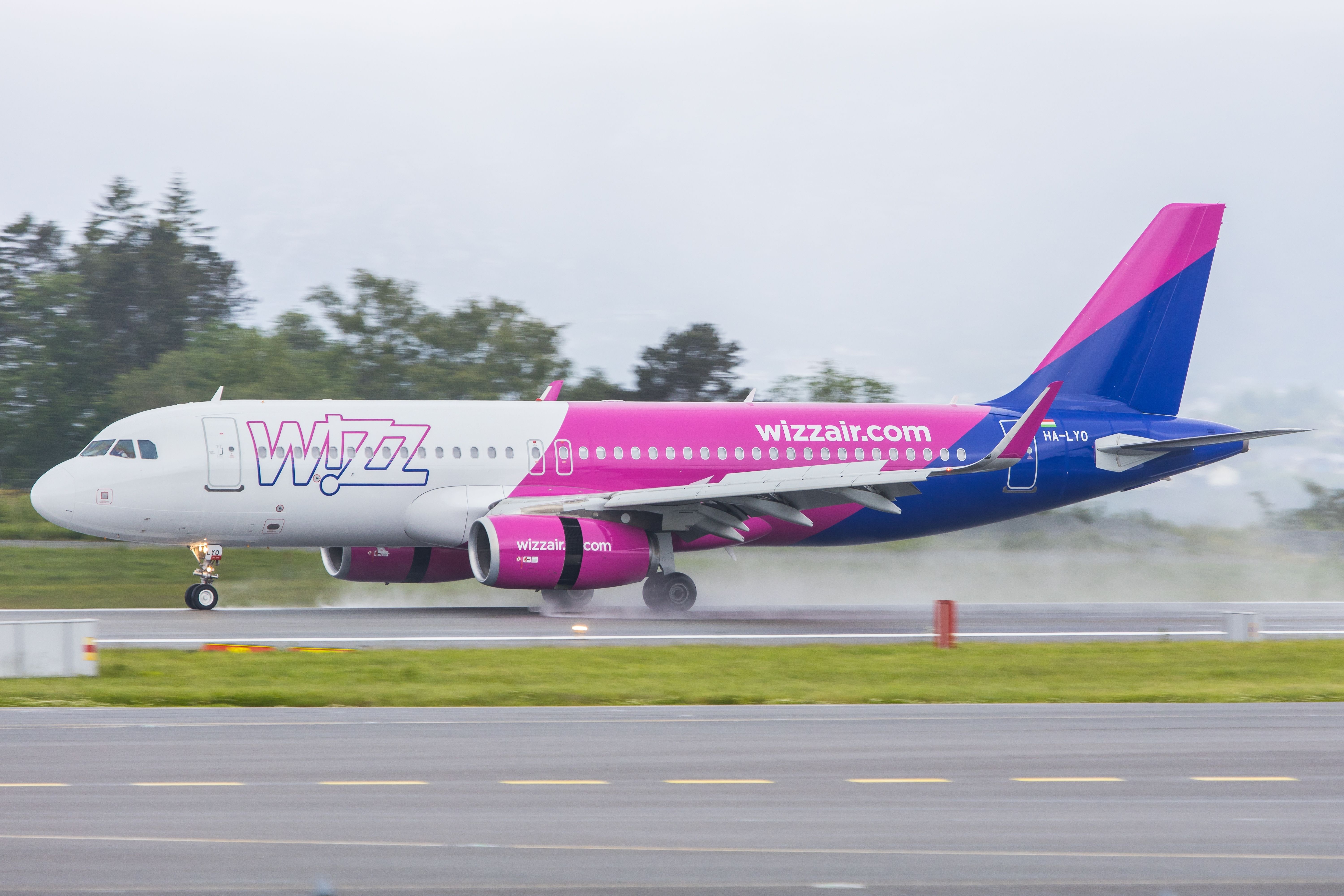 Wizz Air Airbus A320 On A Wet Runway In Bergen