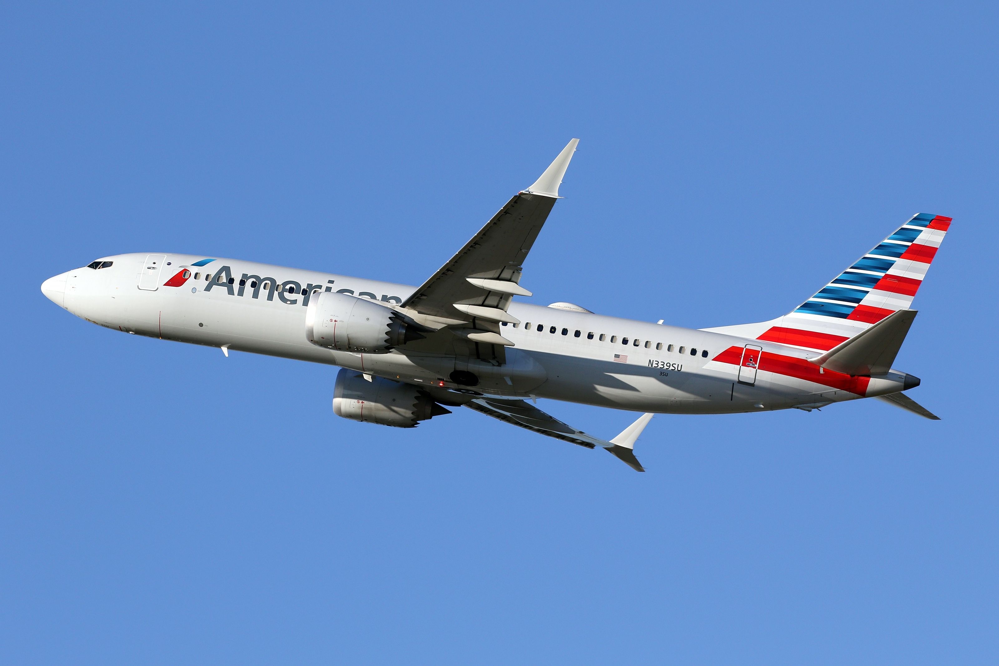 American Airlines Boeing 737 MAX 8 taking off.
